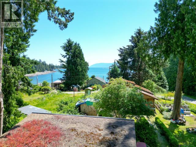 12205 SCOTCH FIR POINT RD, Powell River