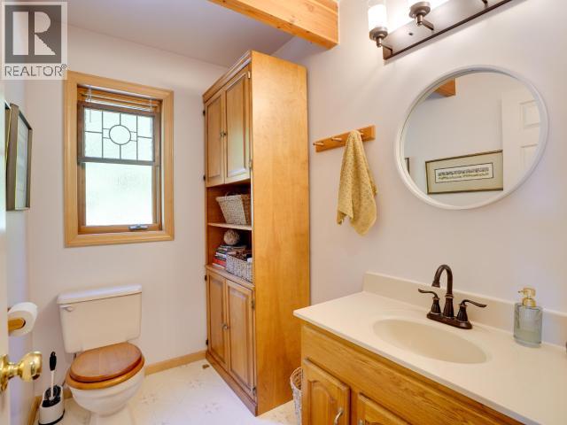 12205 SCOTCH FIR POINT RD, Powell River