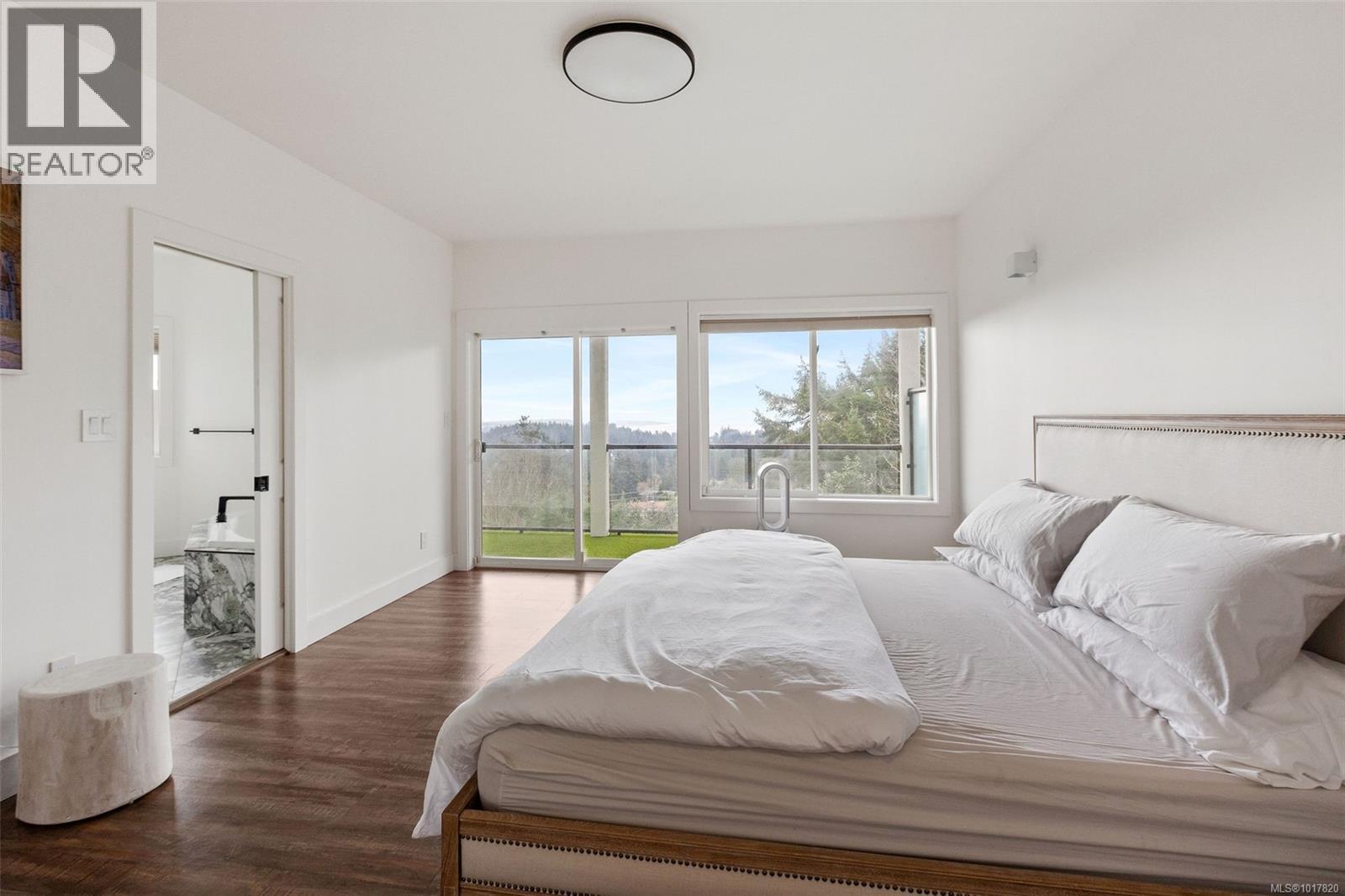  3346 Ravenwood Road, Colwood