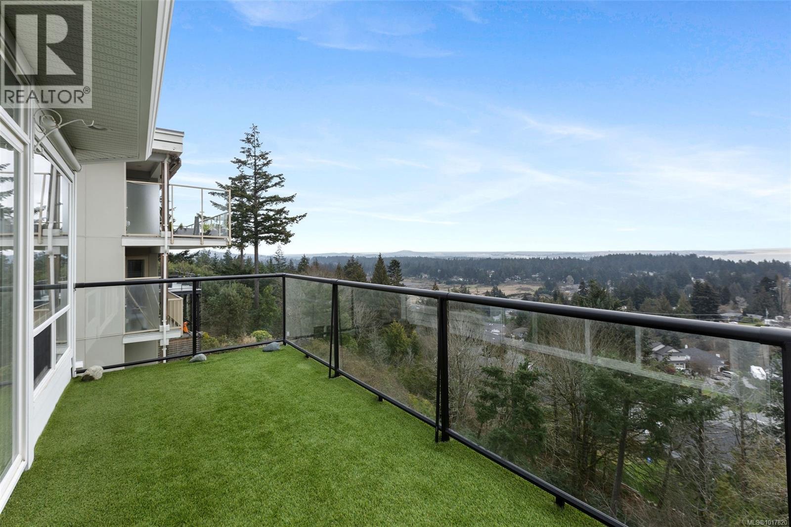  3346 Ravenwood Road, Colwood