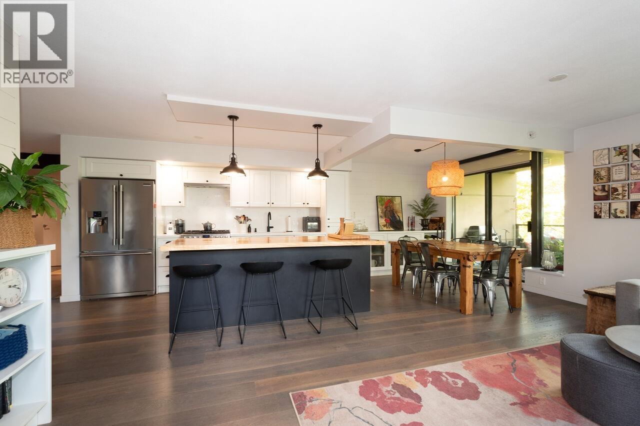 308 683 W VICTORIA PARK, North Vancouver