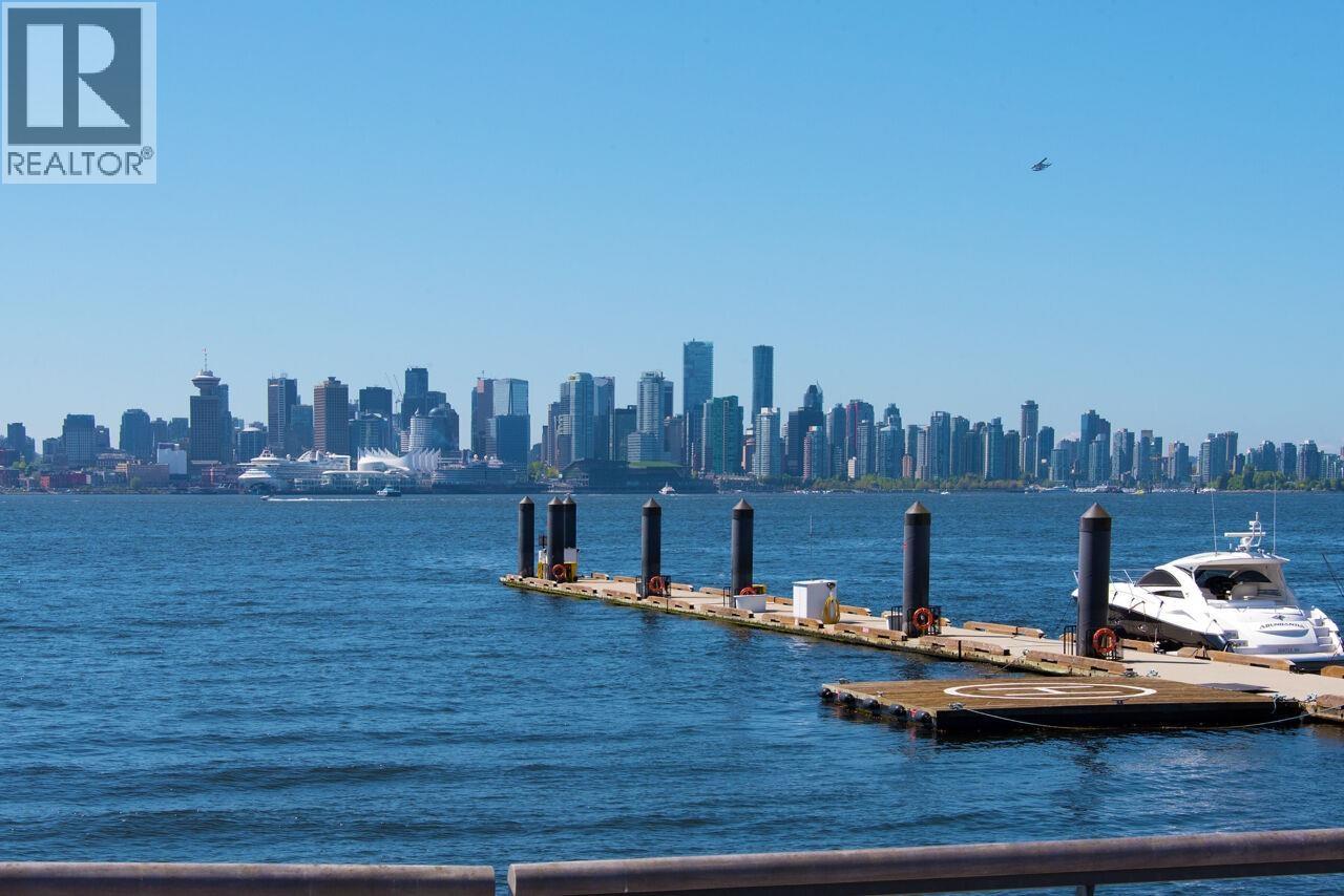 308 683 W VICTORIA PARK, North Vancouver