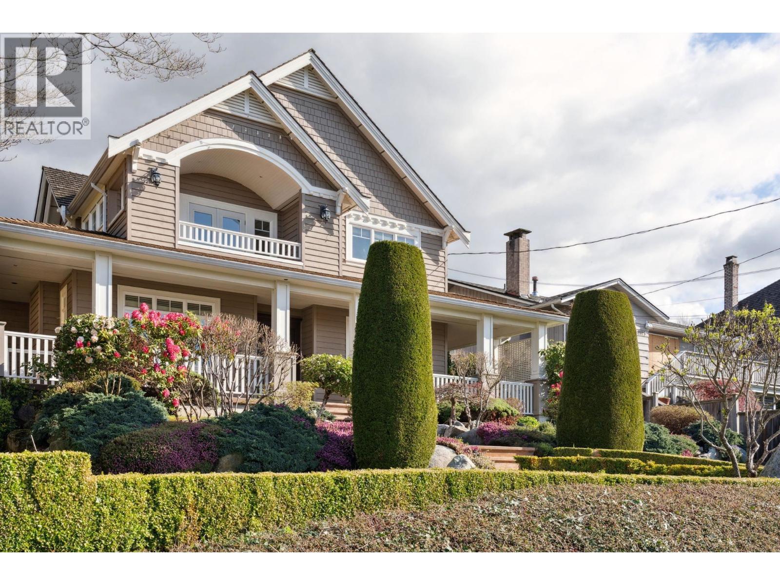 2185 LAWSON AVENUE, West Vancouver