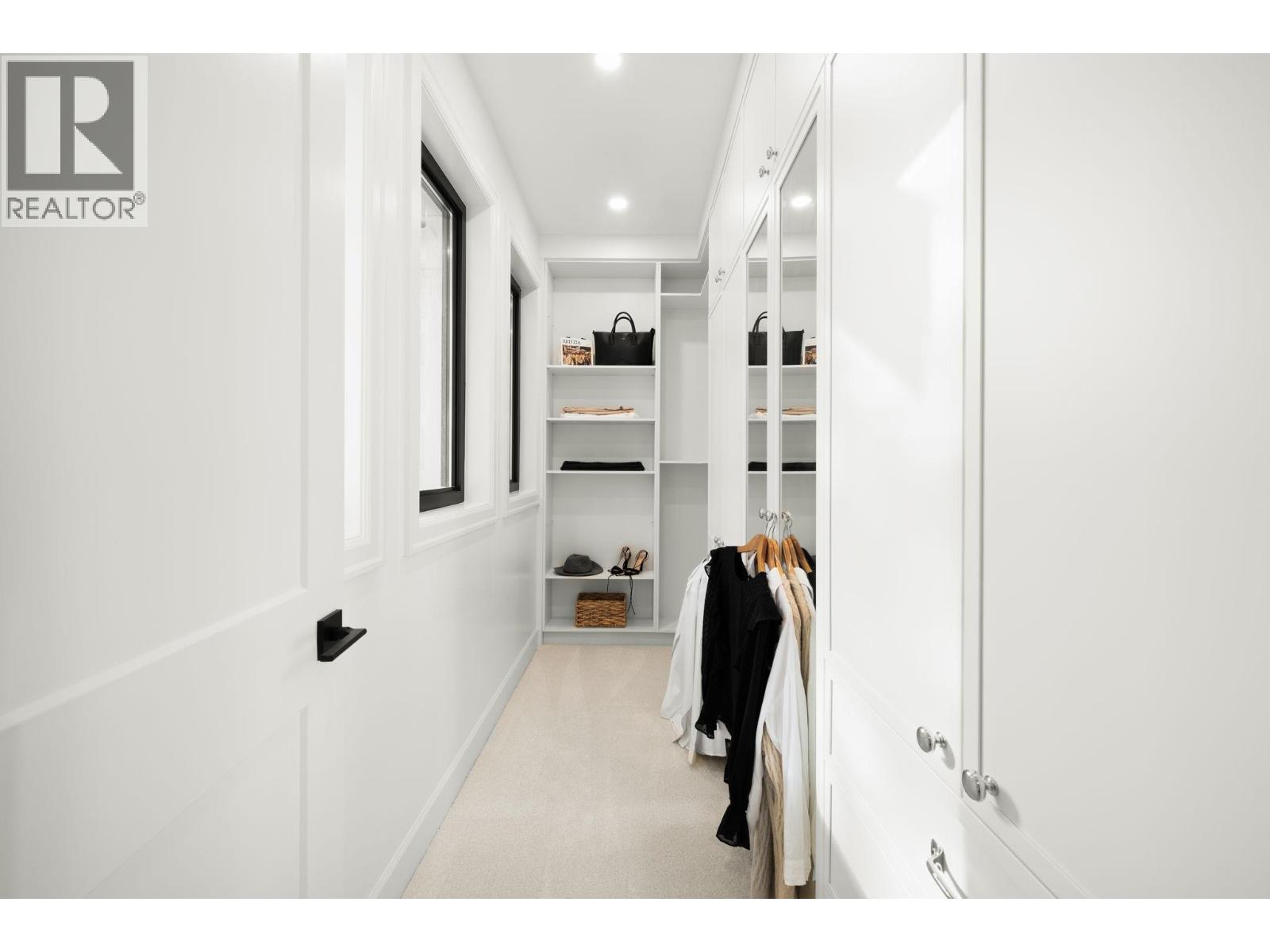 1204 STELLERS JAY Place, Tsawwassen