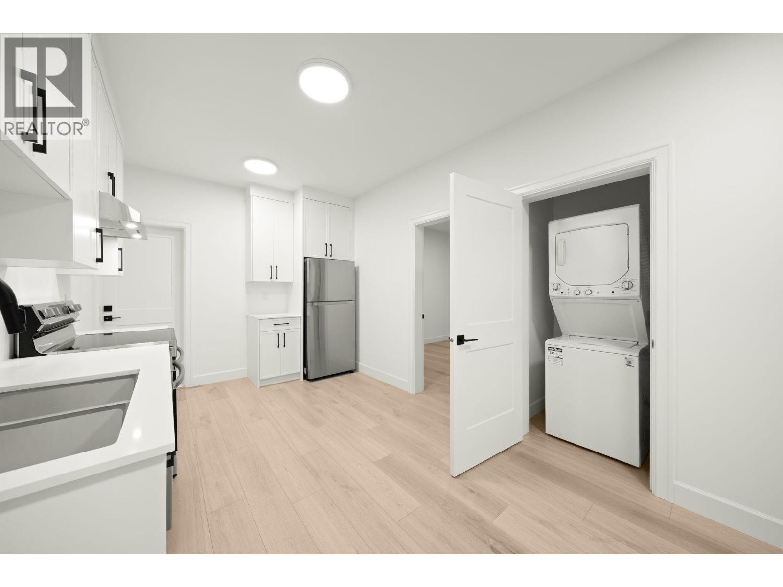 1204 STELLERS JAY Place, Tsawwassen