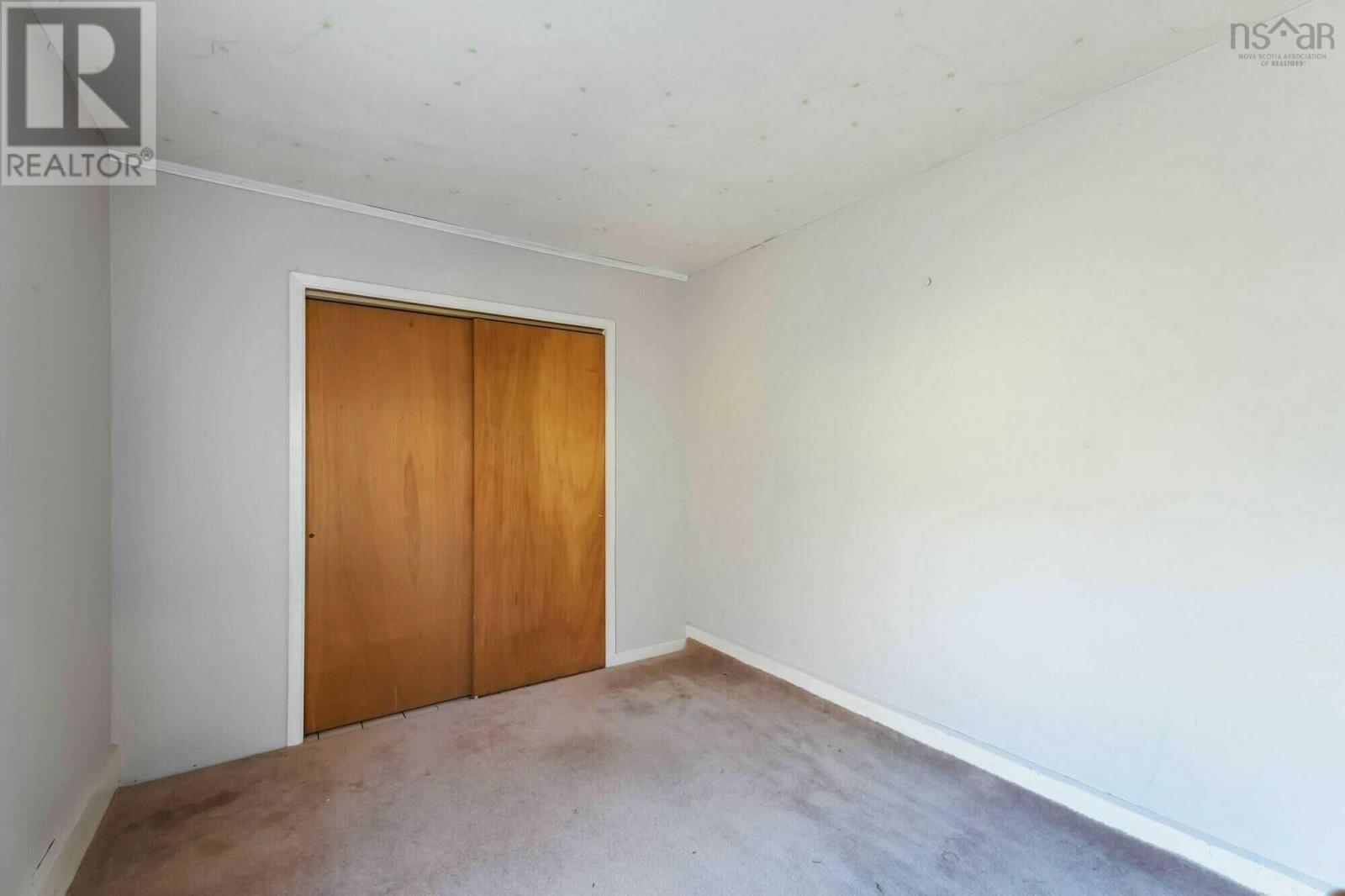 Property 13 of 22 of 2149 Highway 203