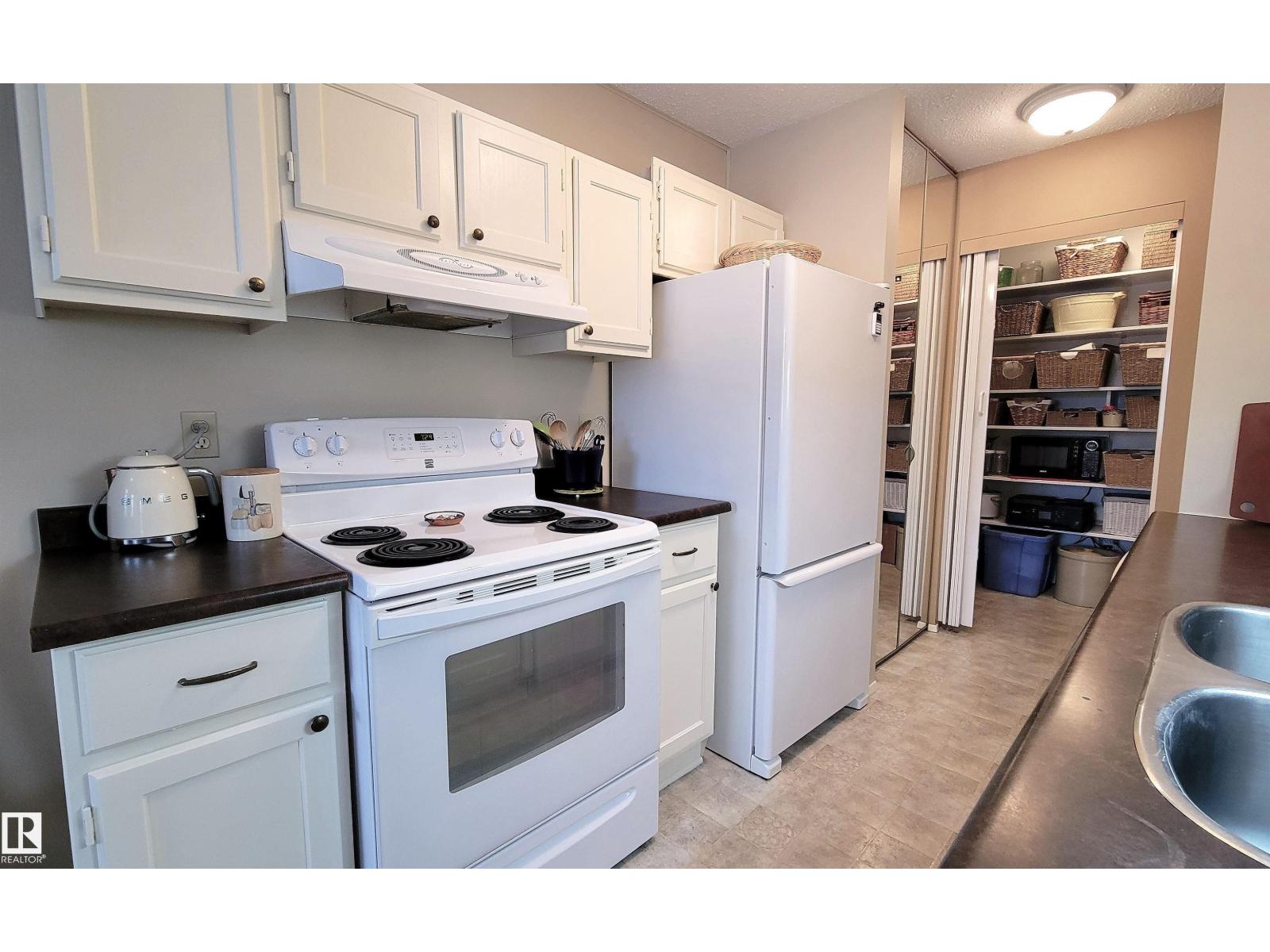 #206 10826 113 ST NW, Edmonton