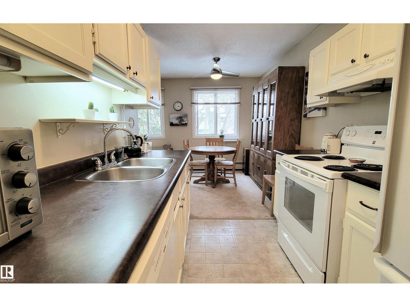 #206 10826 113 ST NW, Edmonton