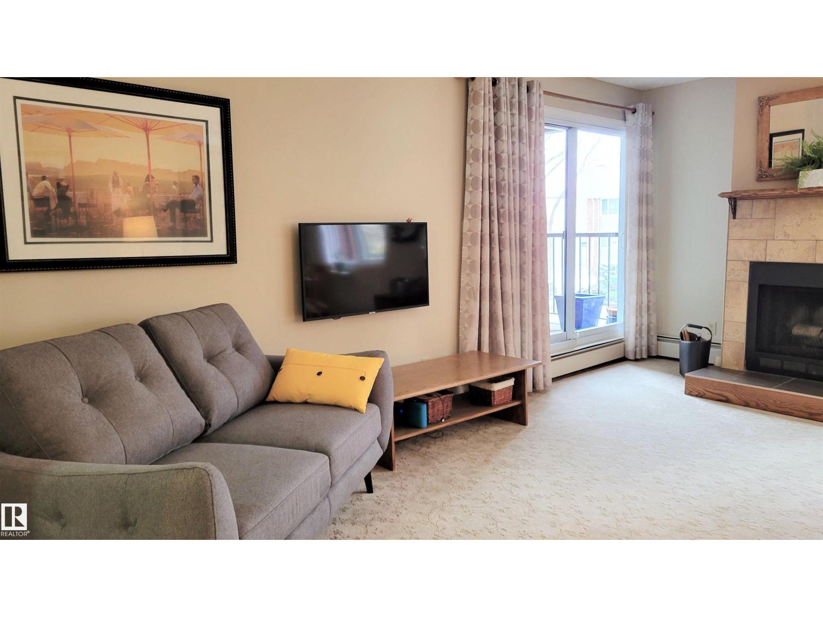 #206 10826 113 ST NW, Edmonton