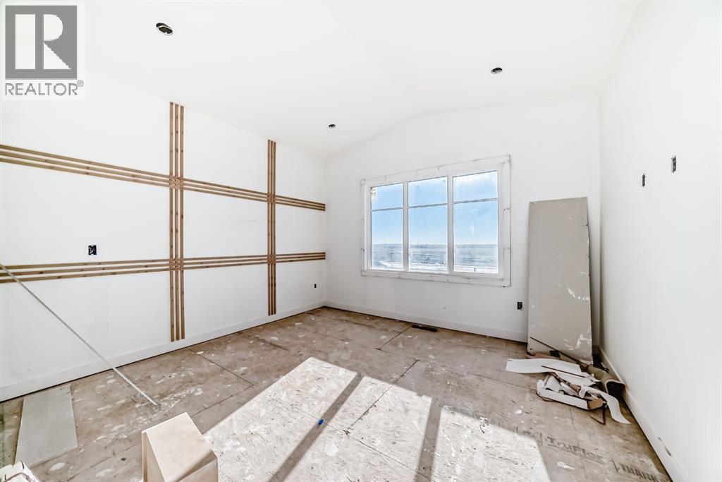 512 Heritage Boulevard, Cochrane