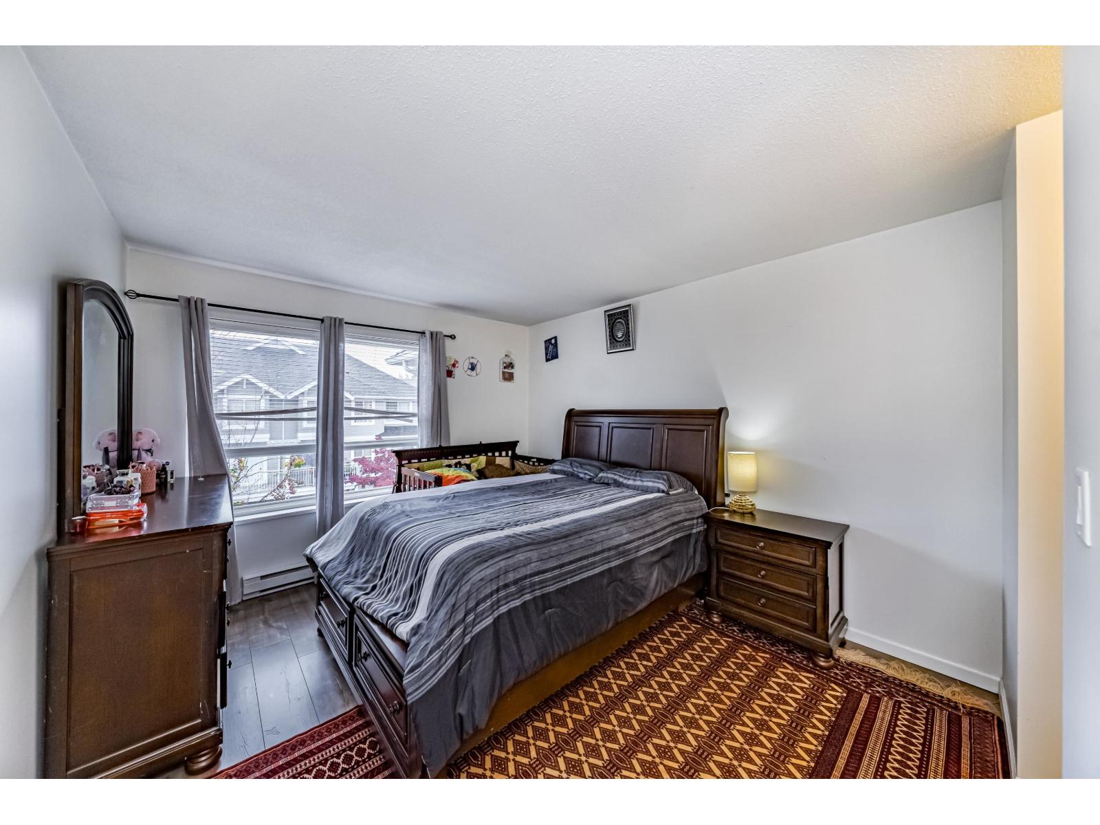 32 20890 57 AVENUE, Langley