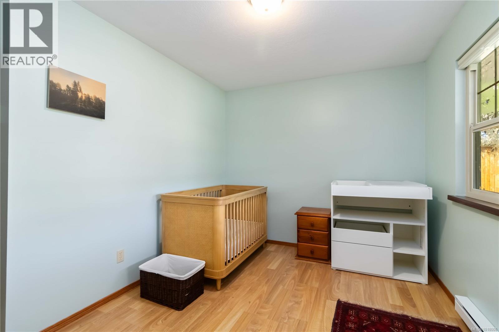  711 Miller Avenue, Saanich