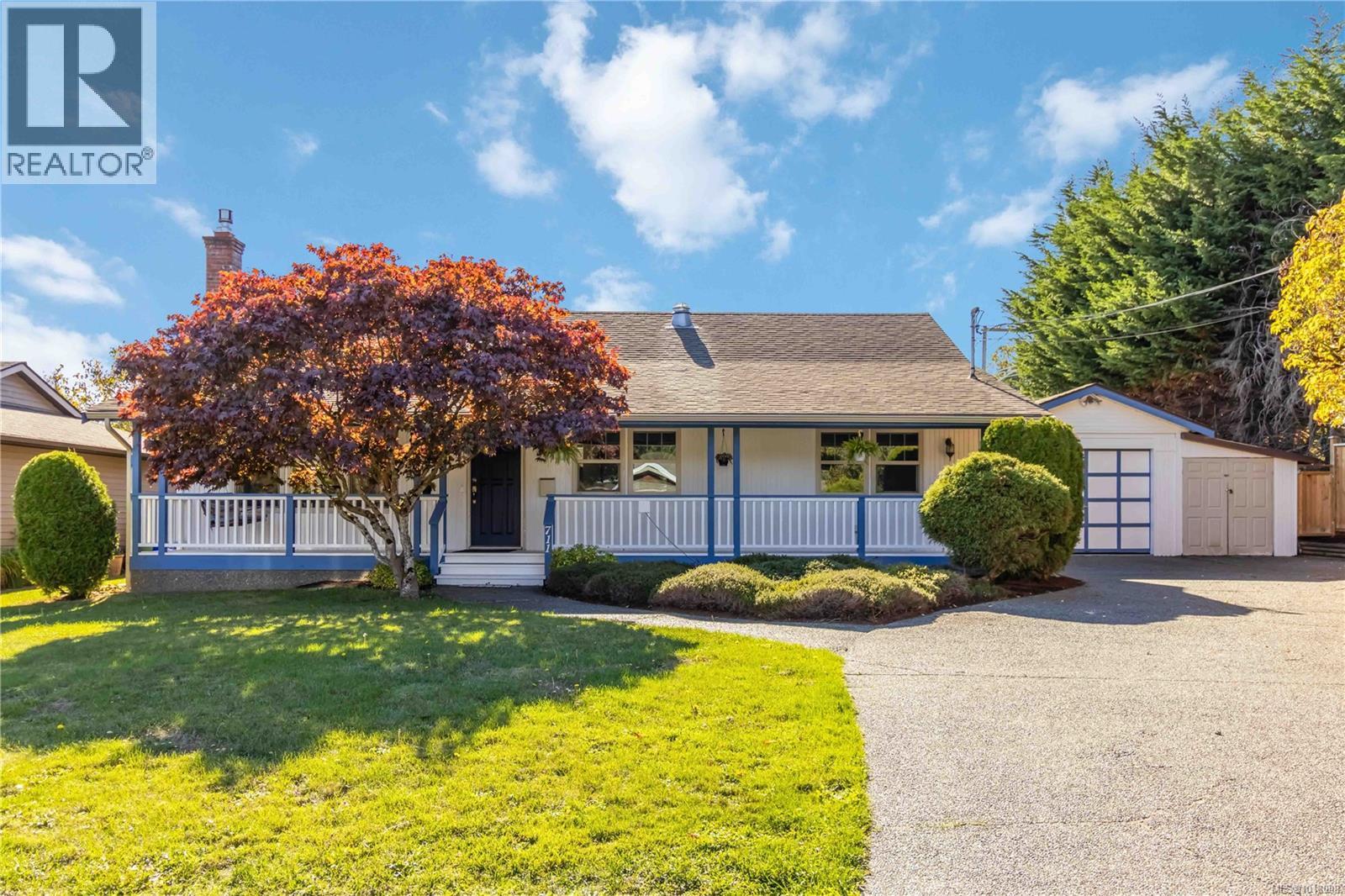  711 Miller Avenue, Saanich