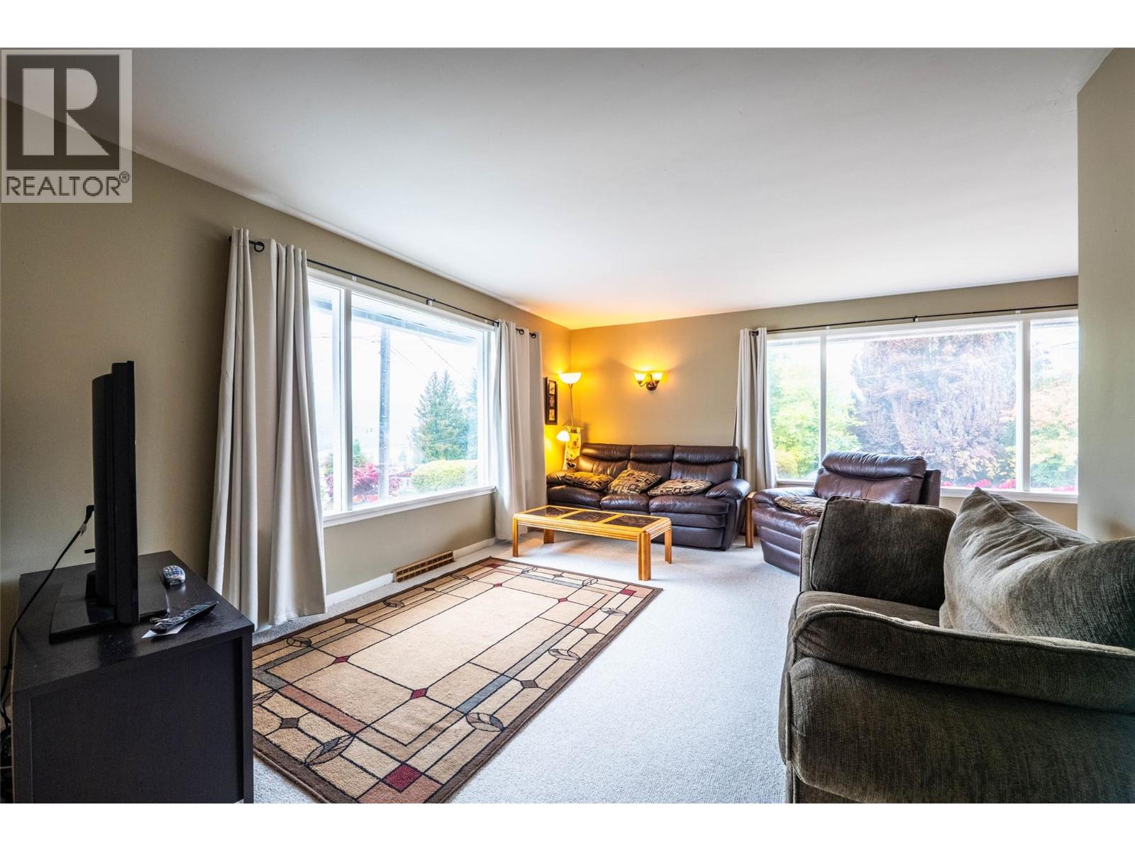 714 Robson Street, Nelson