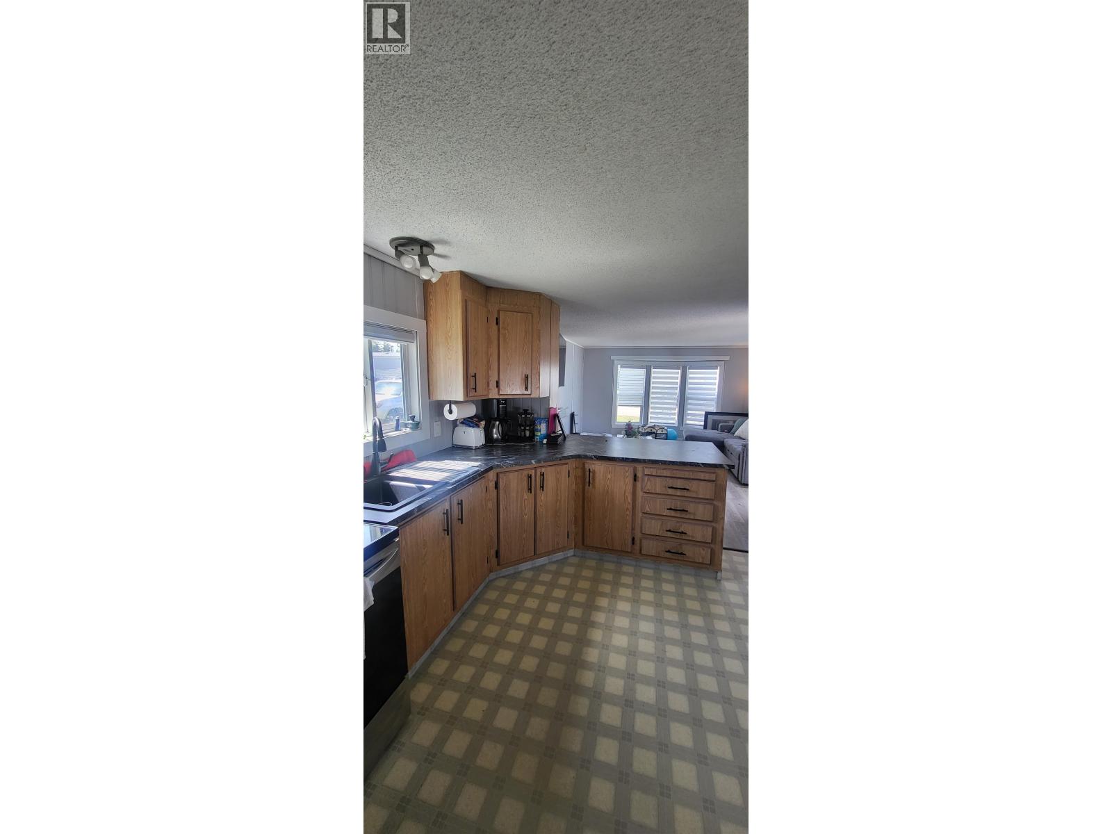 10 8622 HART HIGHWAY, Prince George