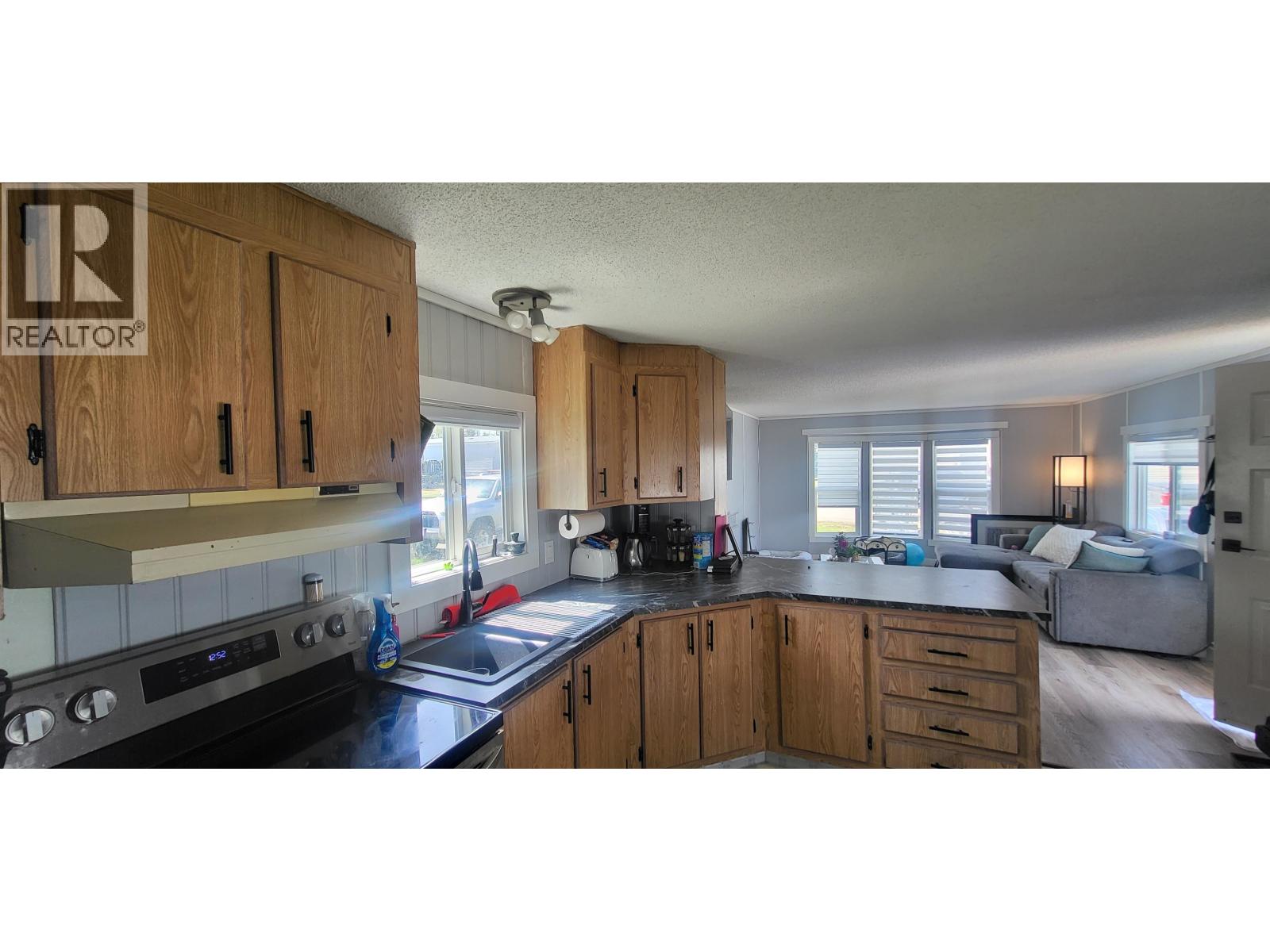 10 8622 HART HIGHWAY, Prince George