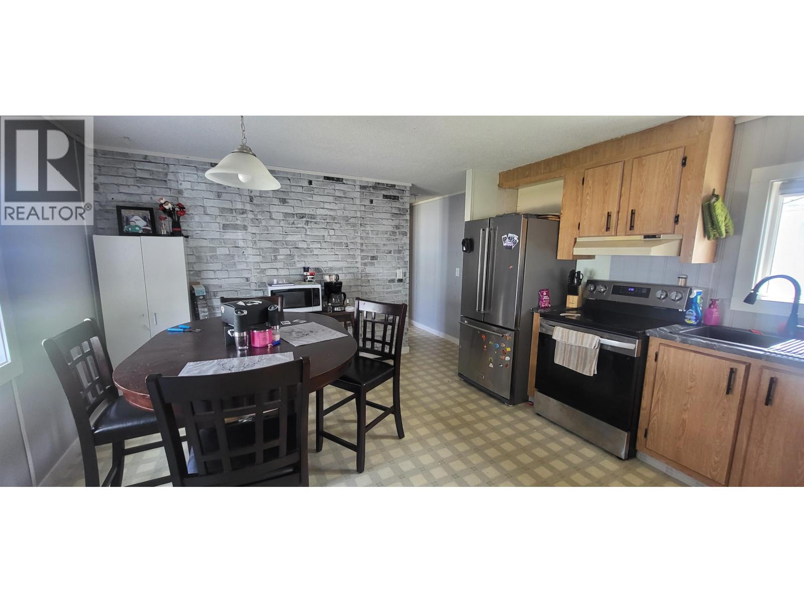 10 8622 HART HIGHWAY, Prince George