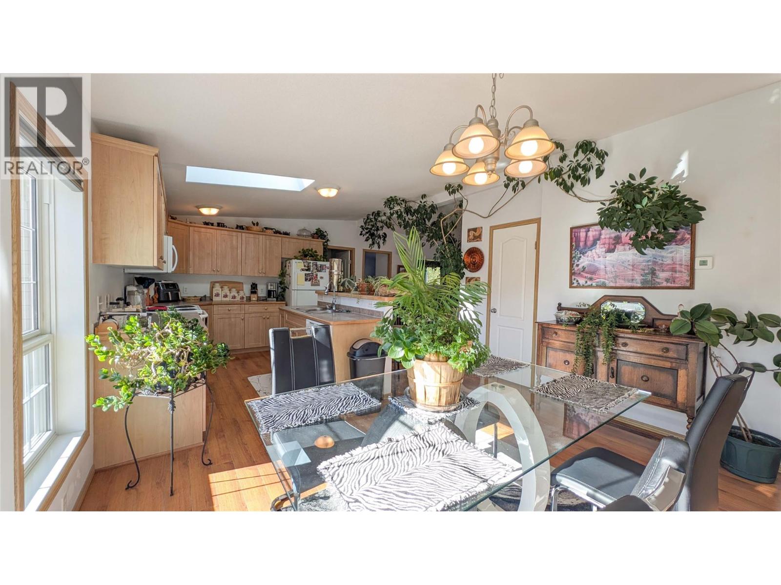 2101 MAWER Road, Kimberley