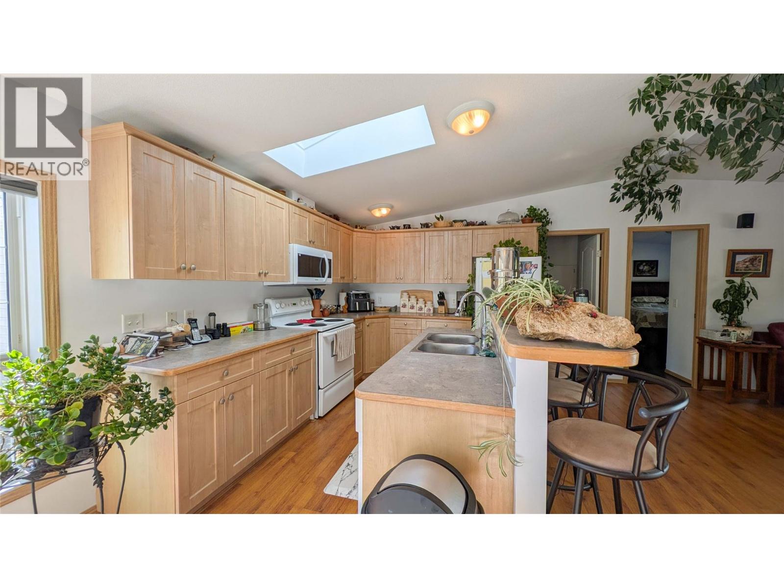 2101 MAWER Road, Kimberley