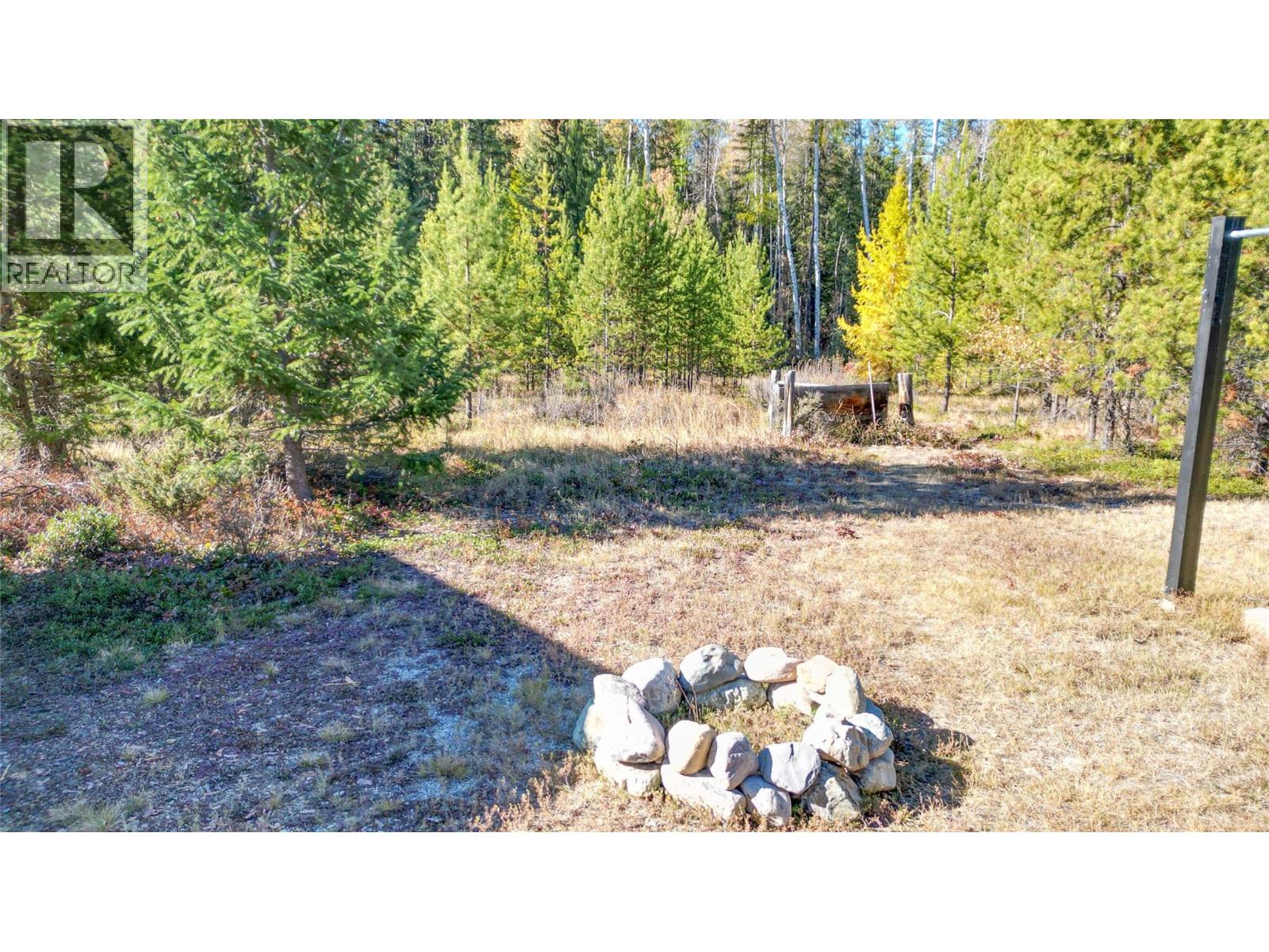 2101 MAWER Road, Kimberley