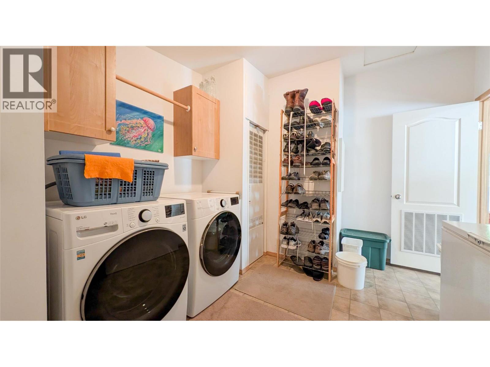 2101 MAWER Road, Kimberley