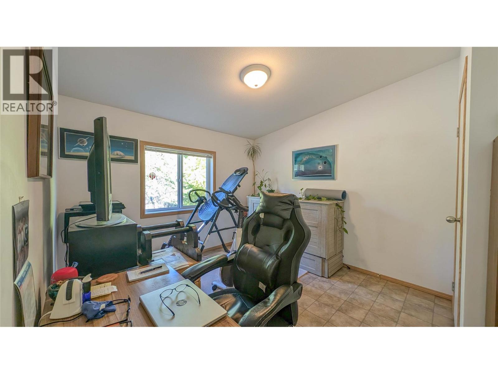 2101 MAWER Road, Kimberley