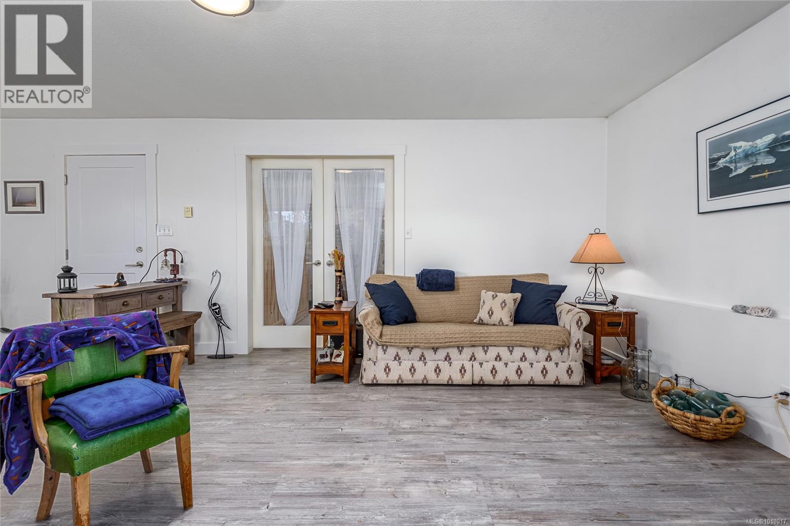 2043 Valley View Dr, Courtenay