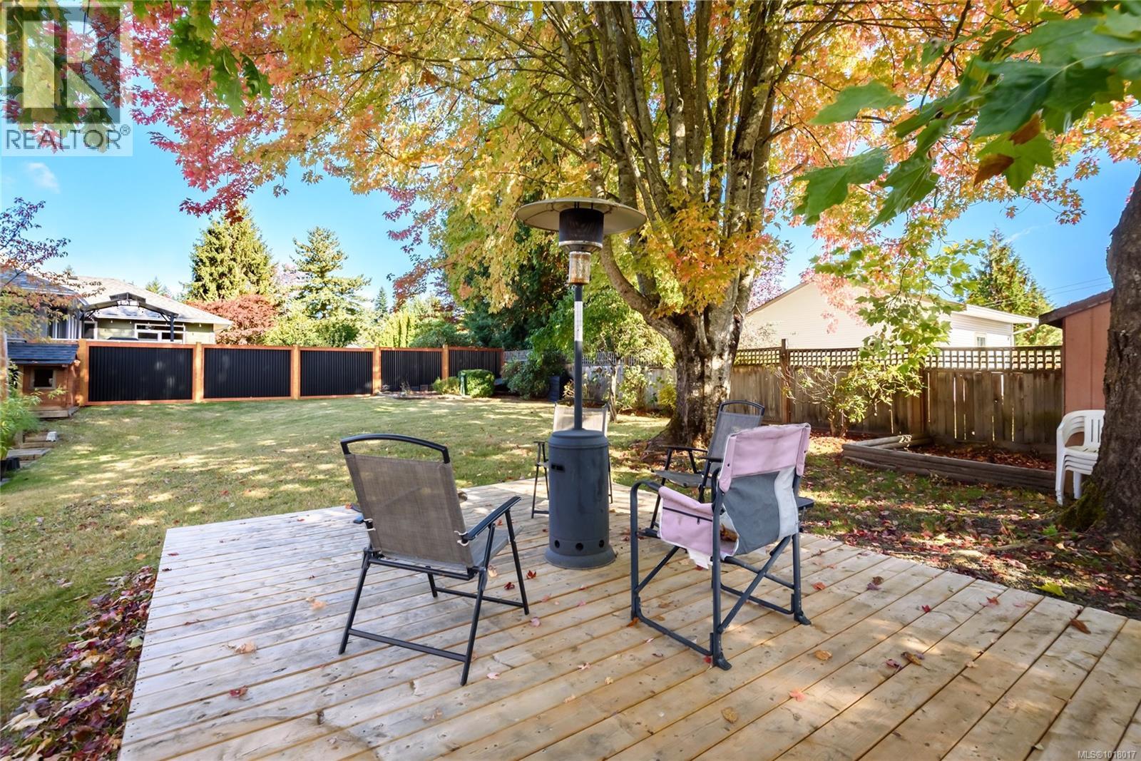 2043 Valley View Dr, Courtenay