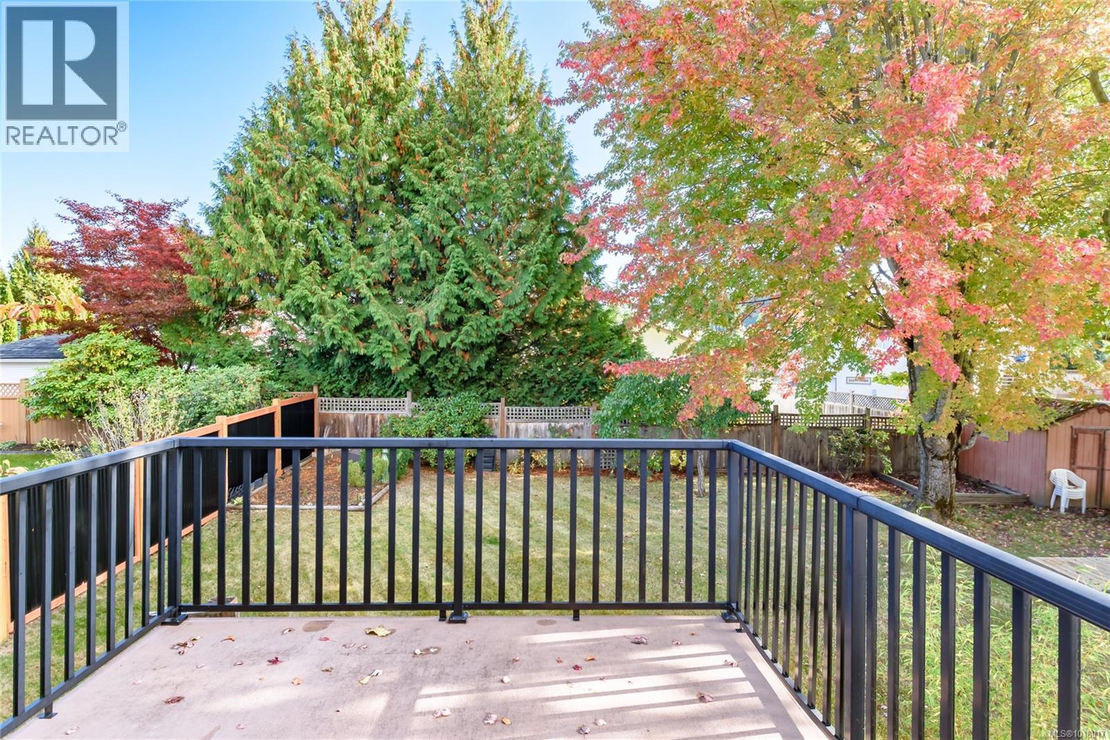 2043 Valley View Dr, Courtenay