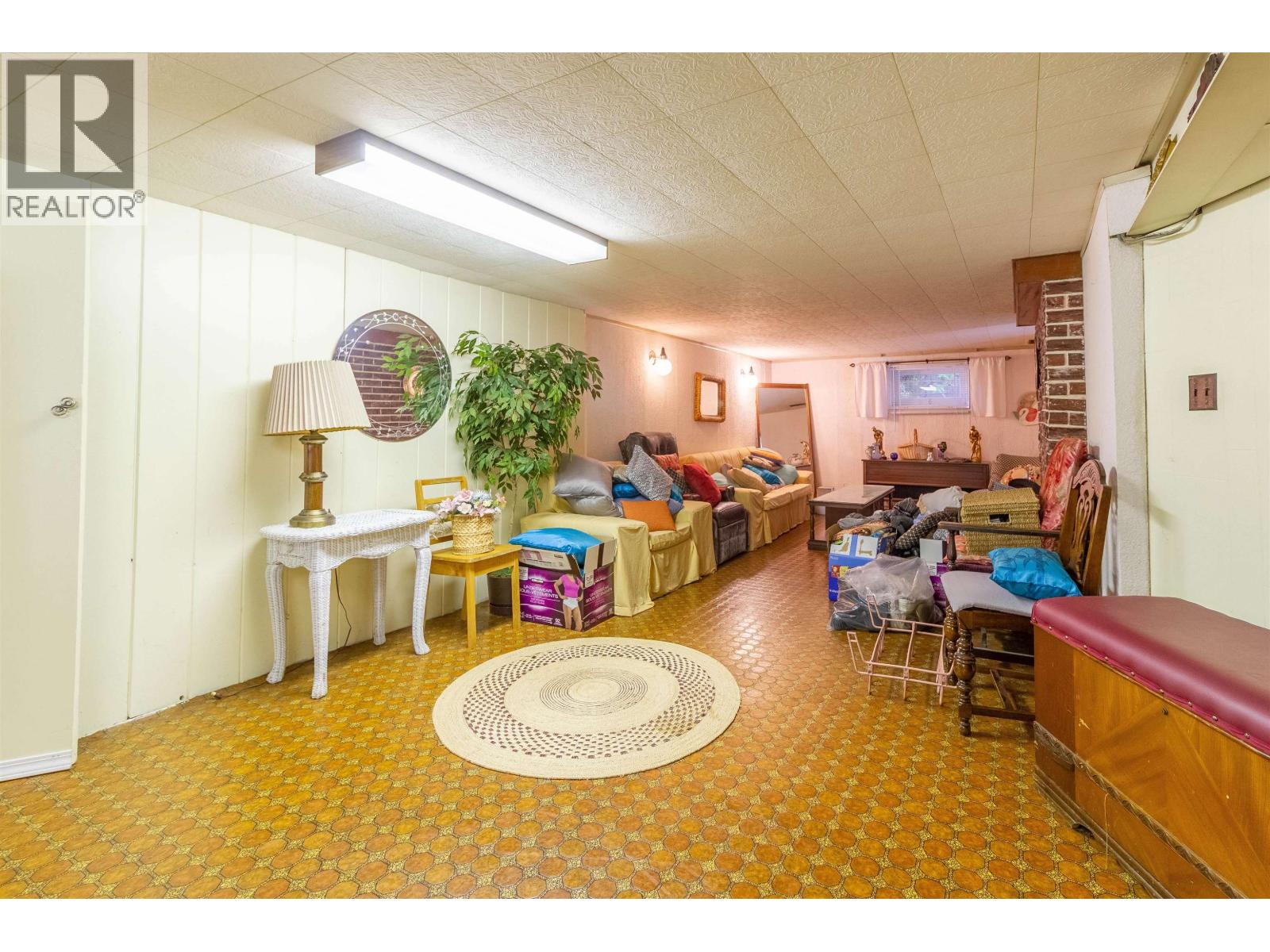 4342 PARKER STREET, Burnaby