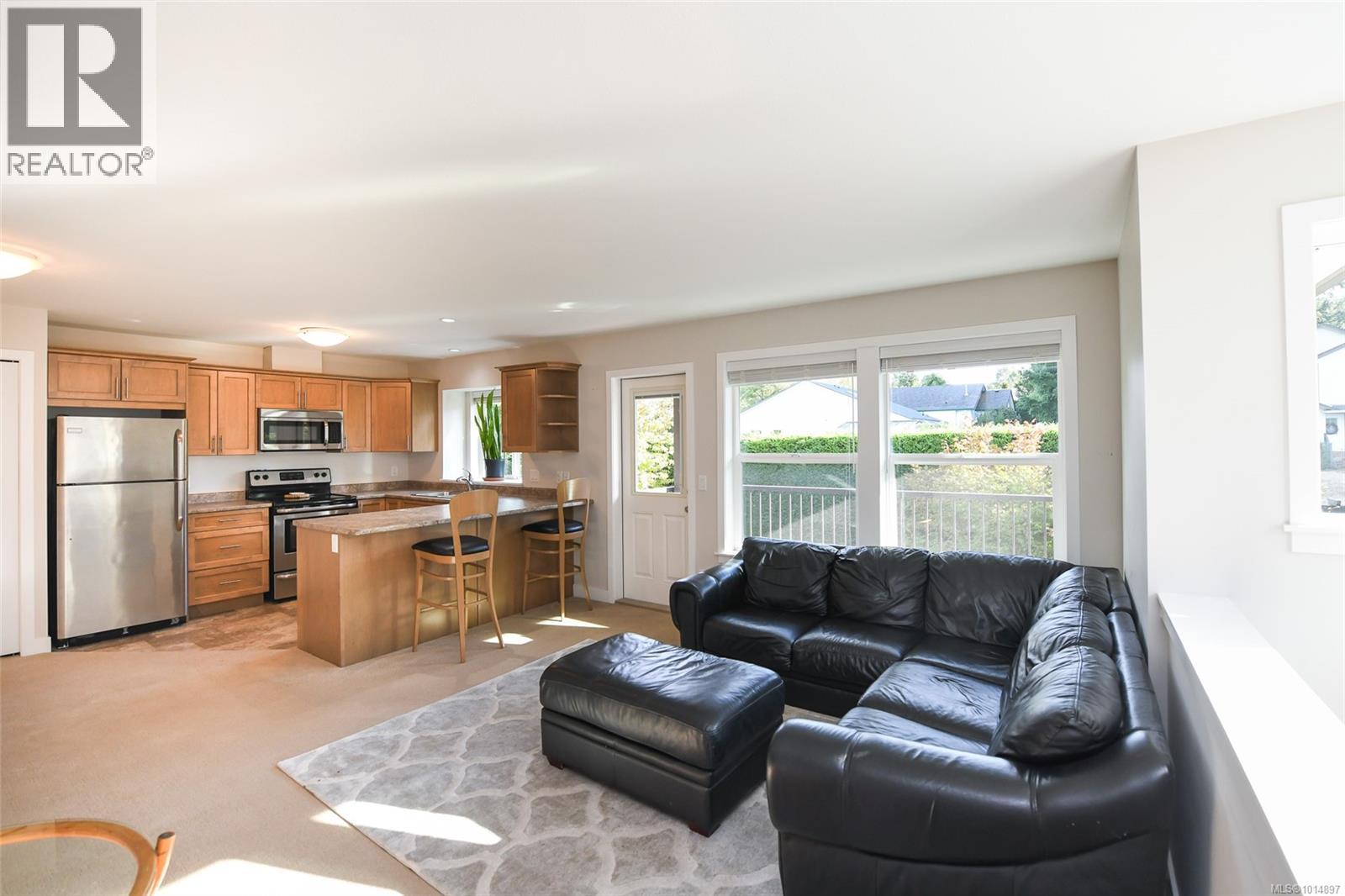 230 4699 Muir Rd, Courtenay