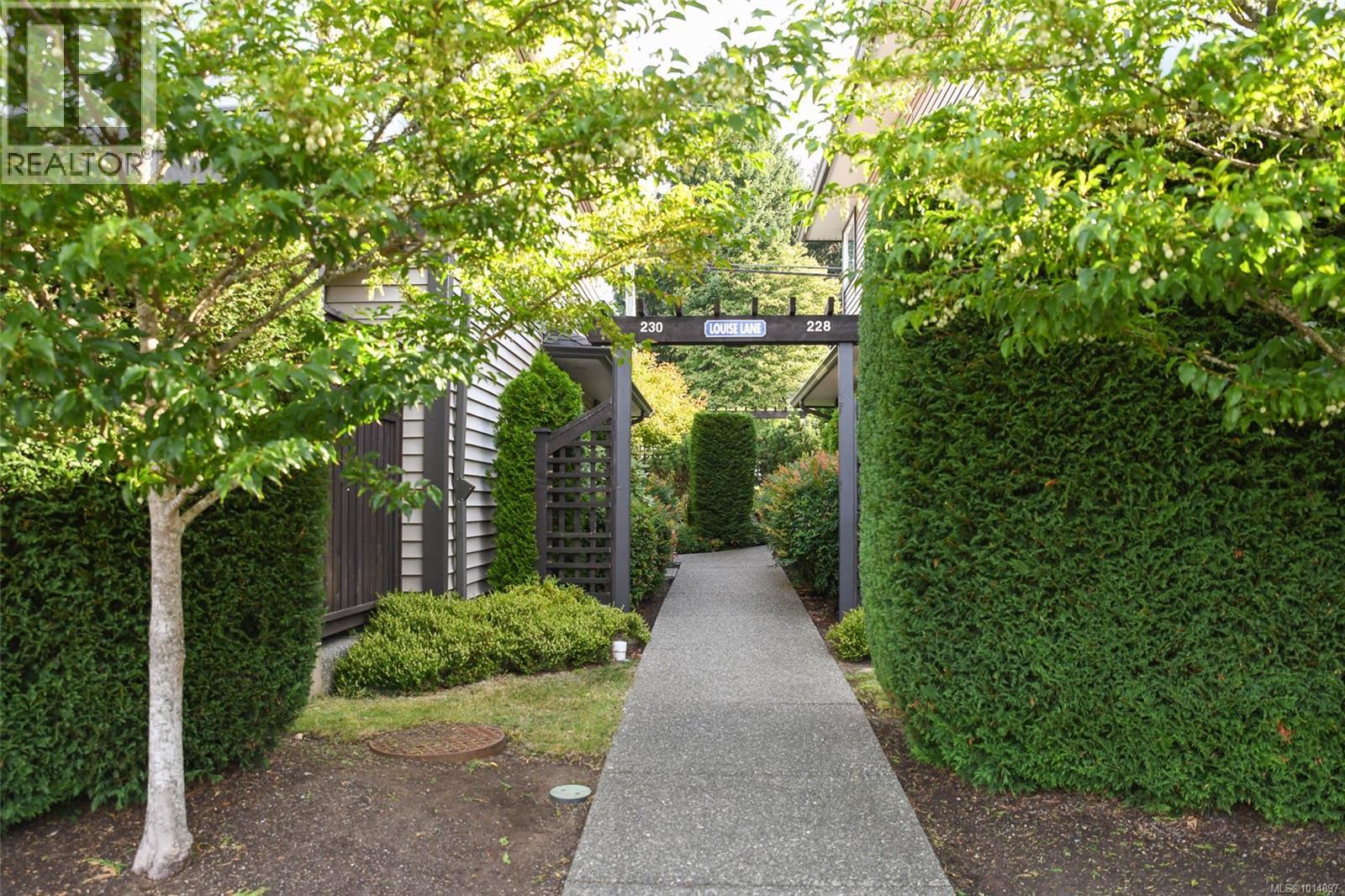 230 4699 Muir Rd, Courtenay