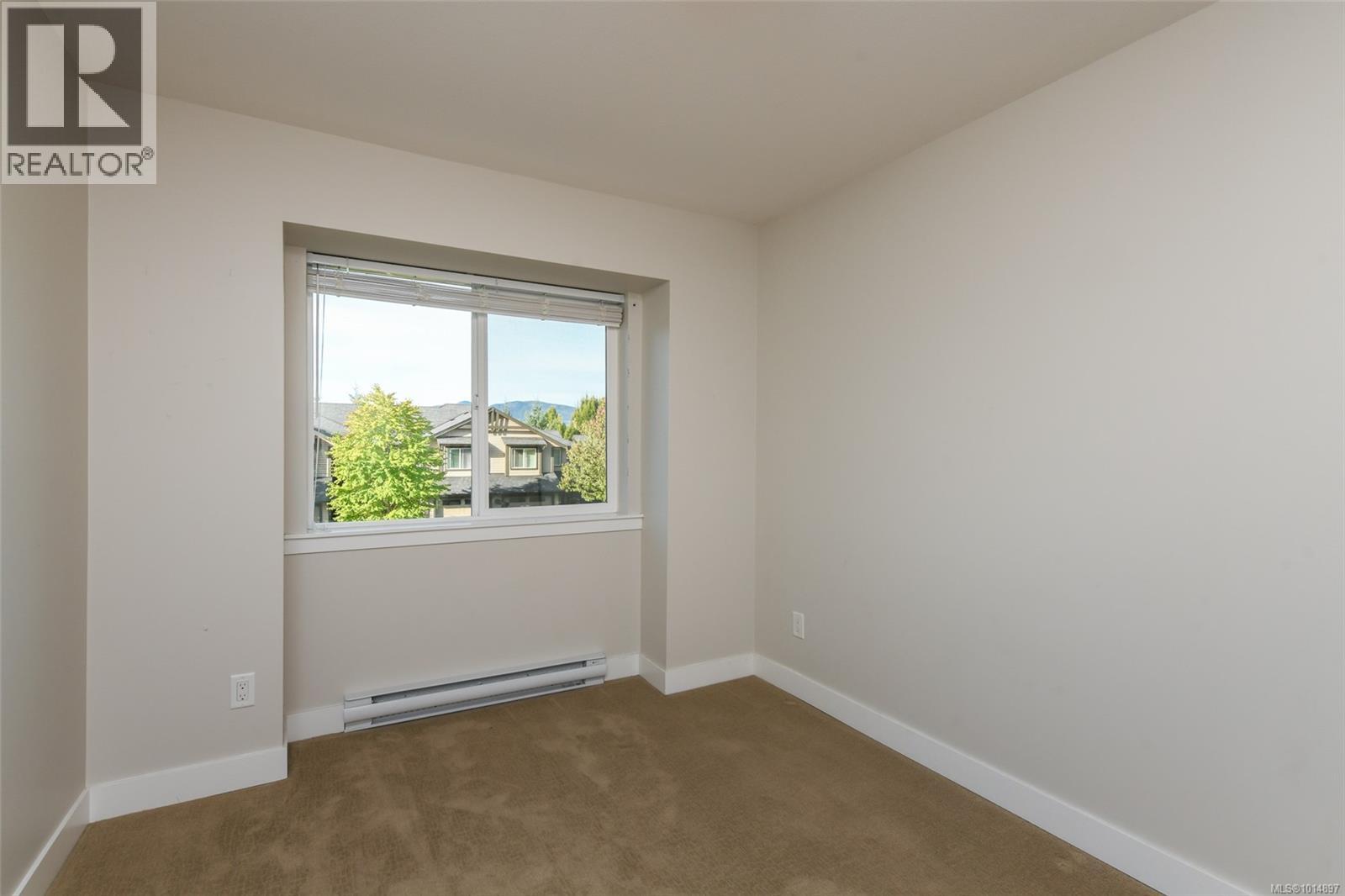 230 4699 Muir Rd, Courtenay