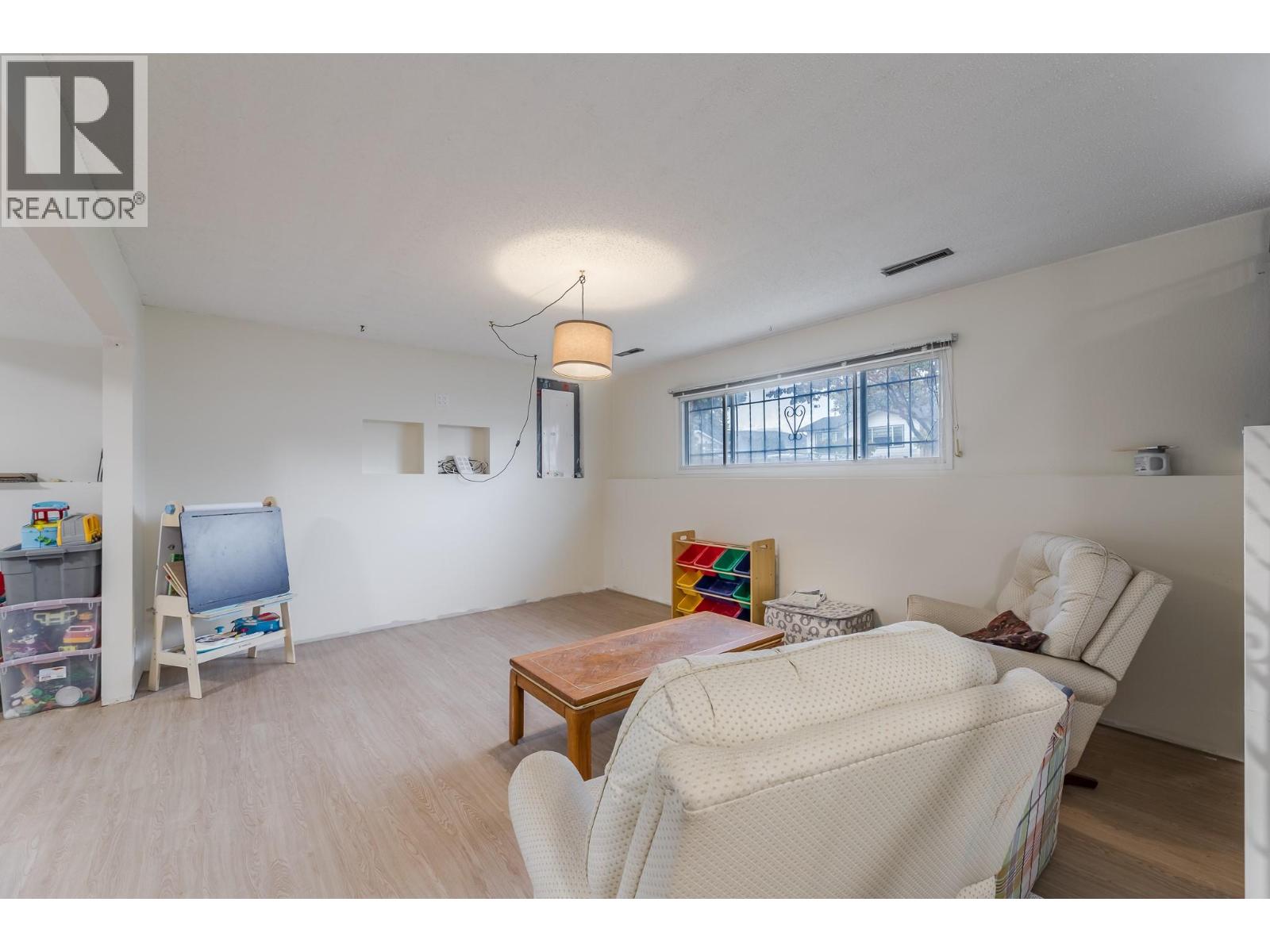 157 Murray Drive, Penticton