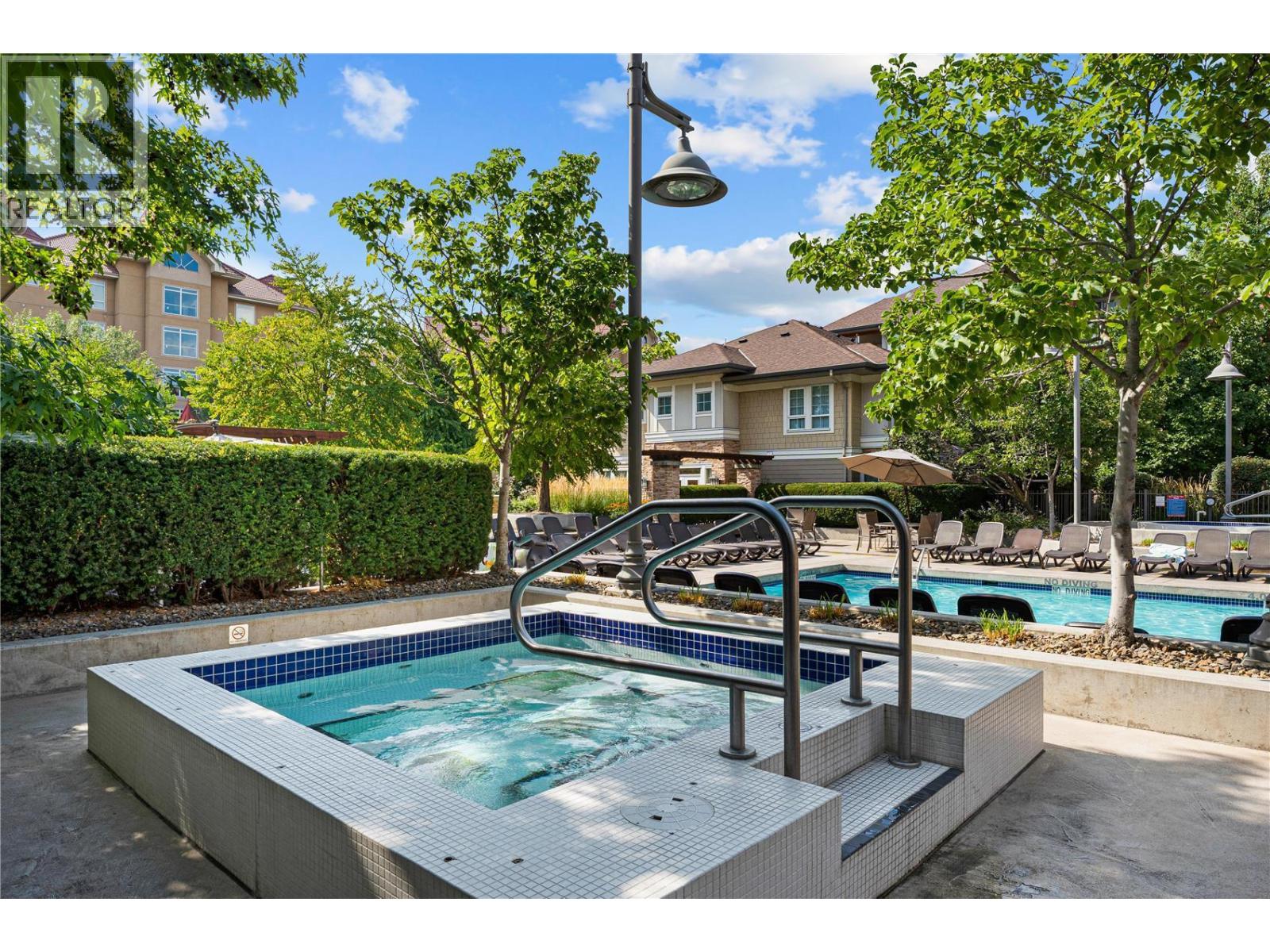  1099 Sunset Drive, Kelowna