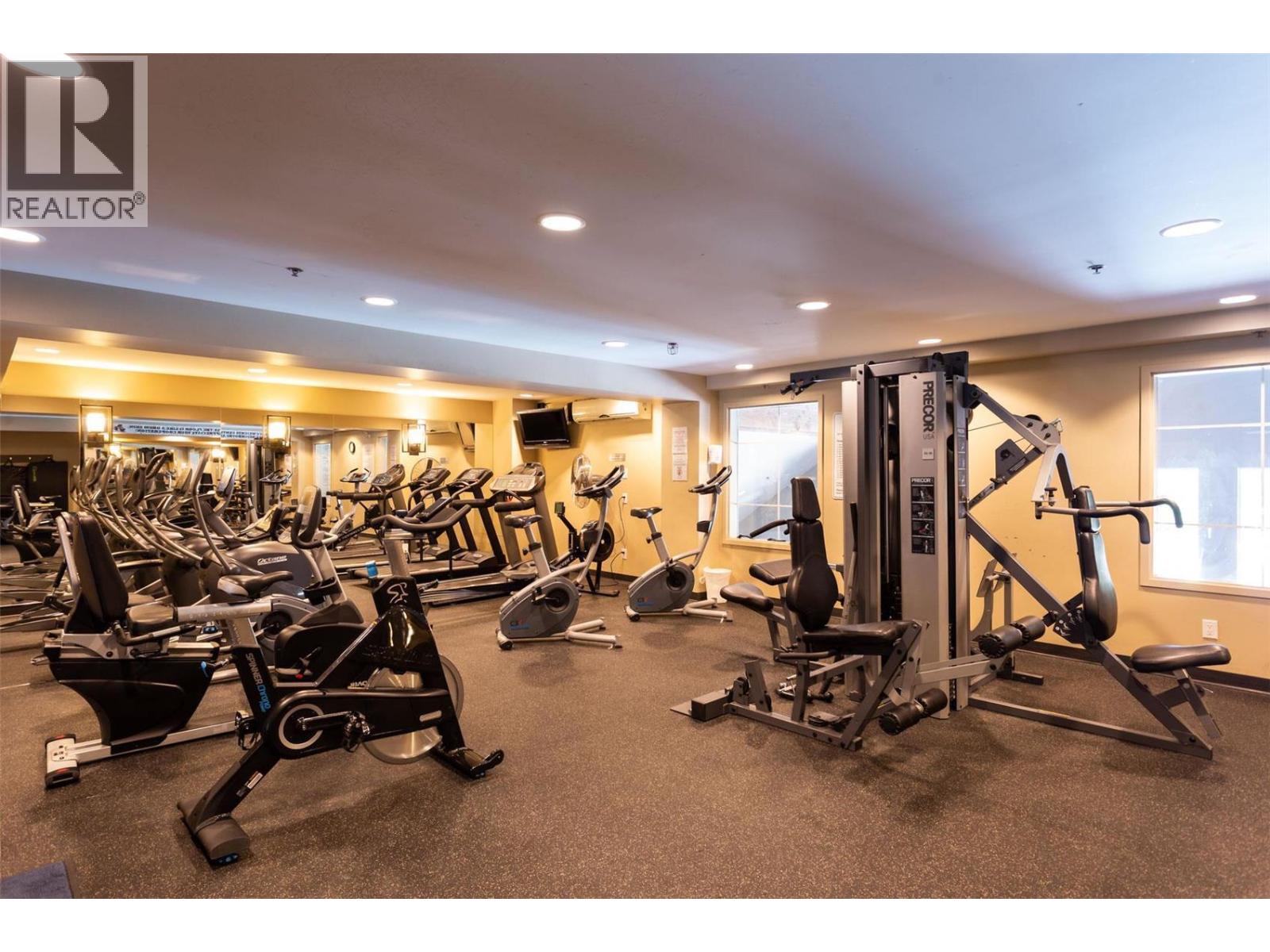  1099 Sunset Drive, Kelowna
