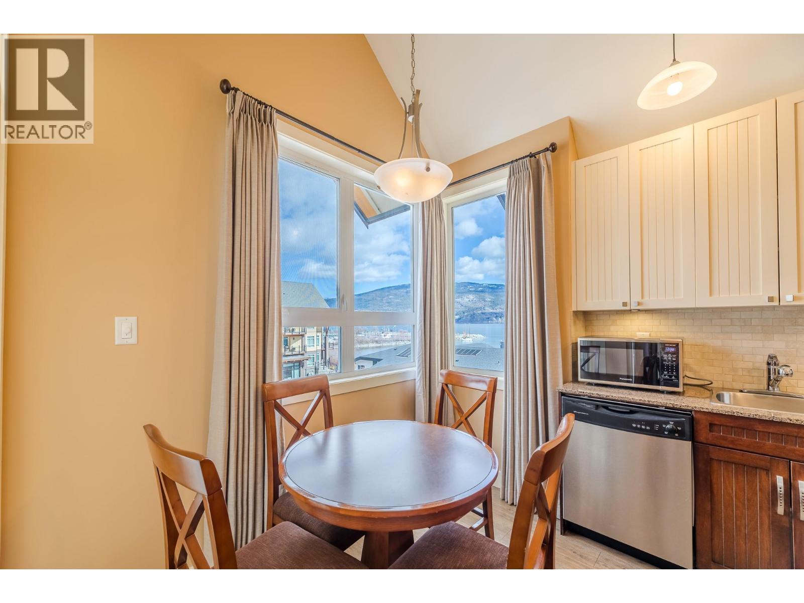 12811 LAKESHORE Drive S Unit# 629, Summerland