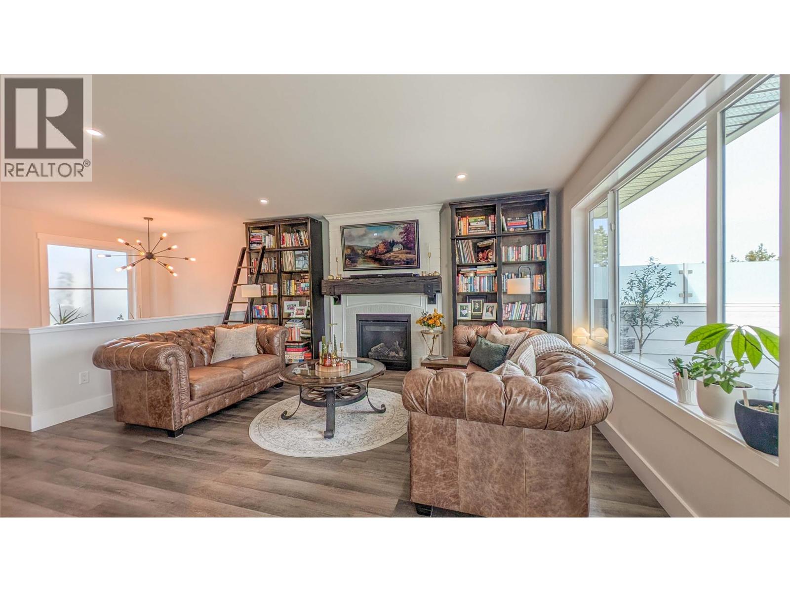 308 Legacy Lookout, Cranbrook