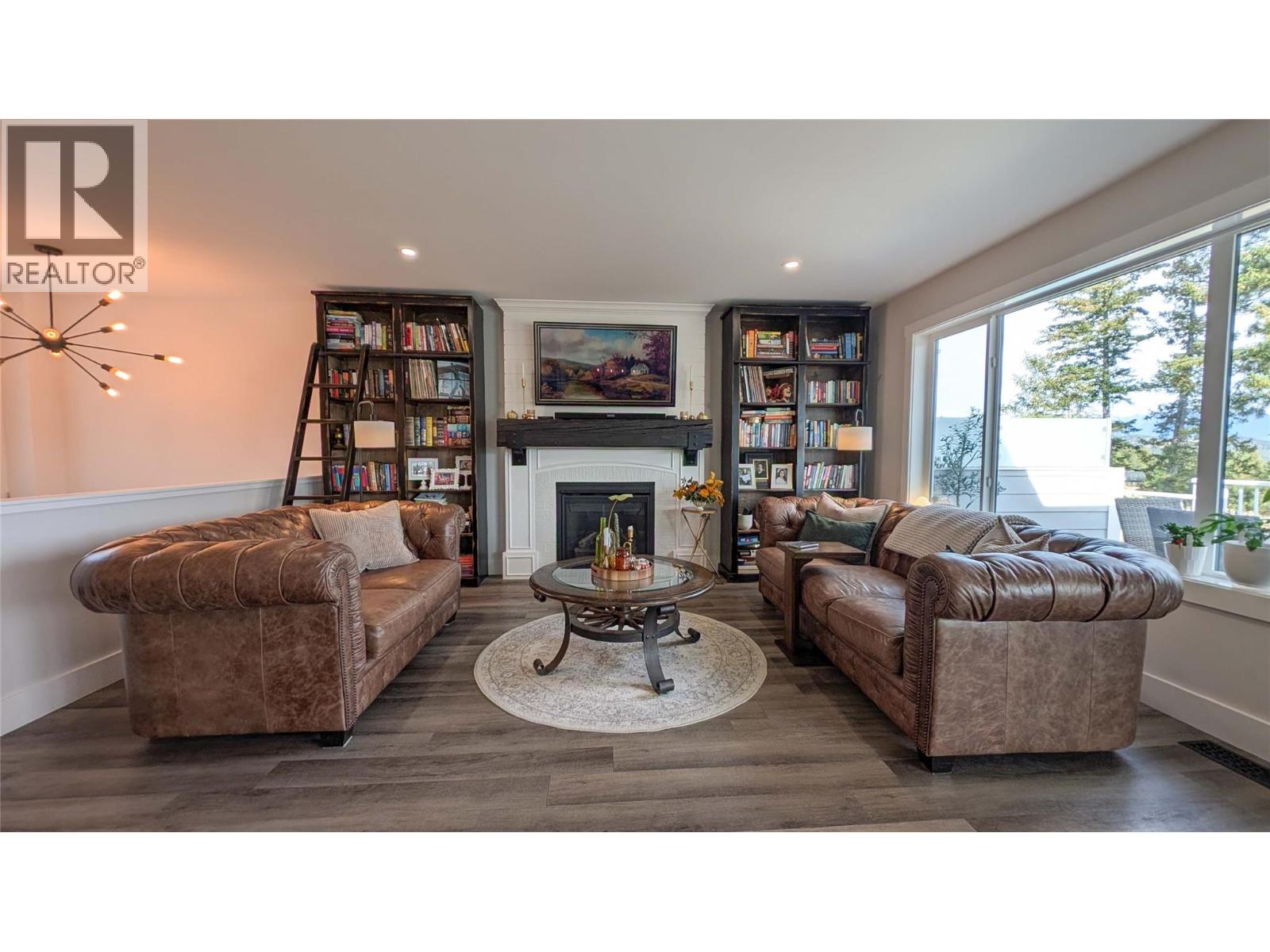 308 Legacy Lookout, Cranbrook