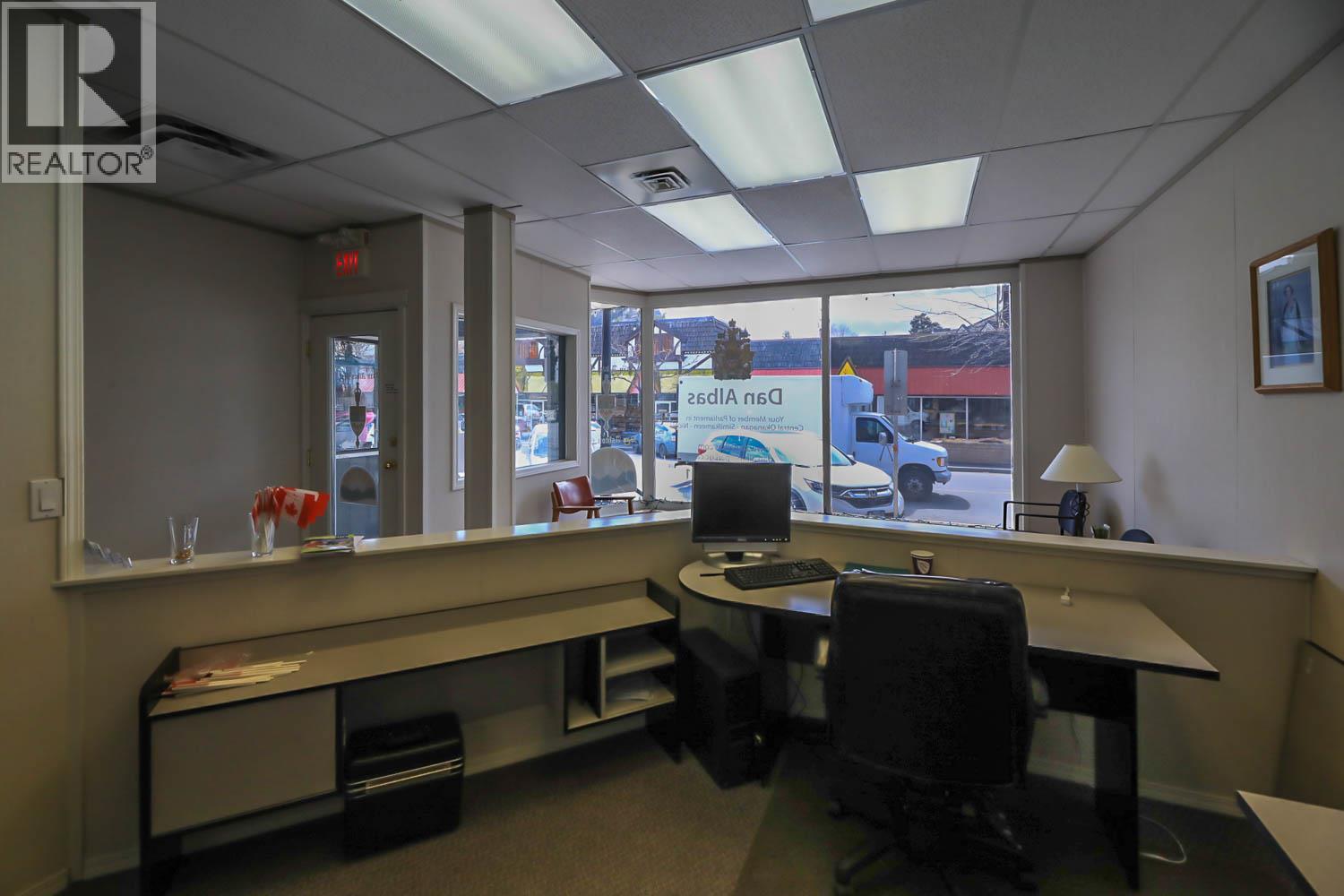 10122/24 MAIN Street, Summerland