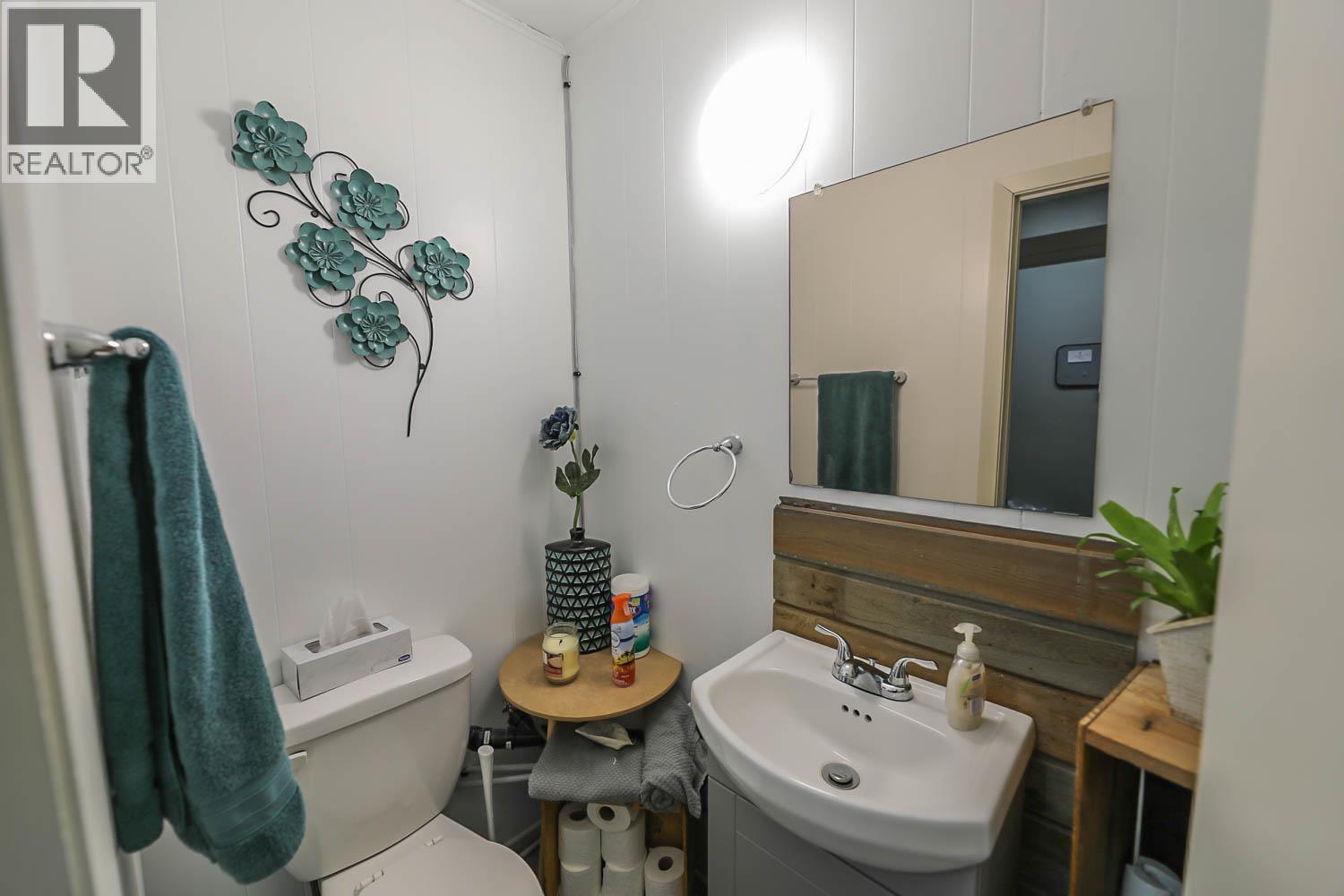10122/24 MAIN Street, Summerland