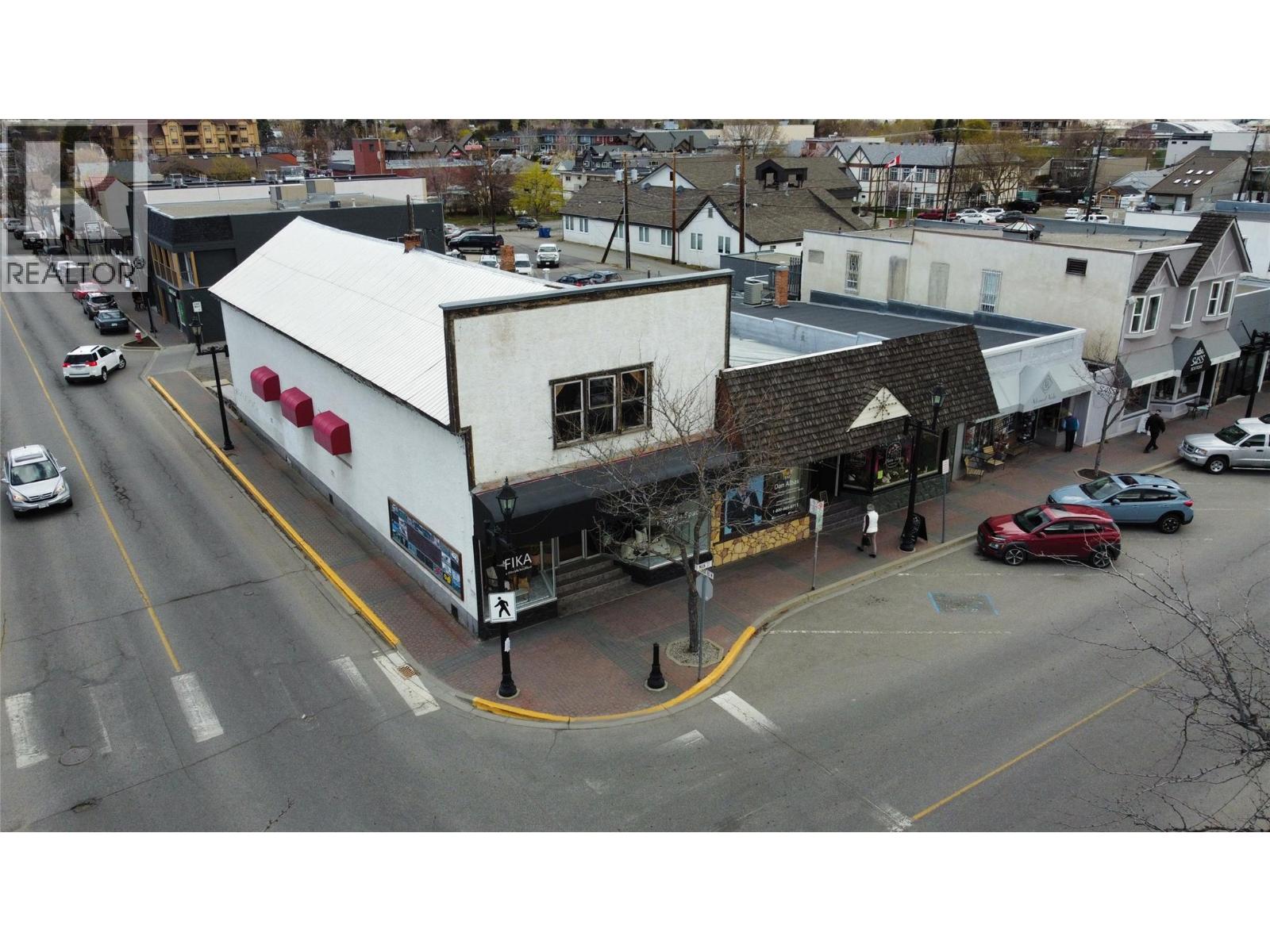 10122/24 MAIN Street, Summerland