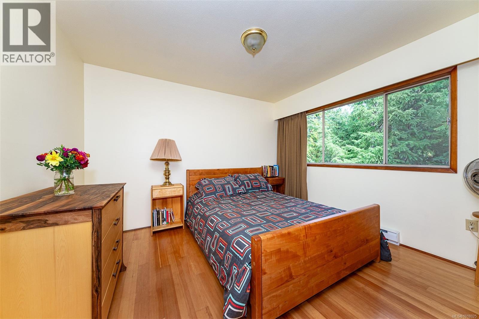 6686 Bell McKinnon Rd, Duncan