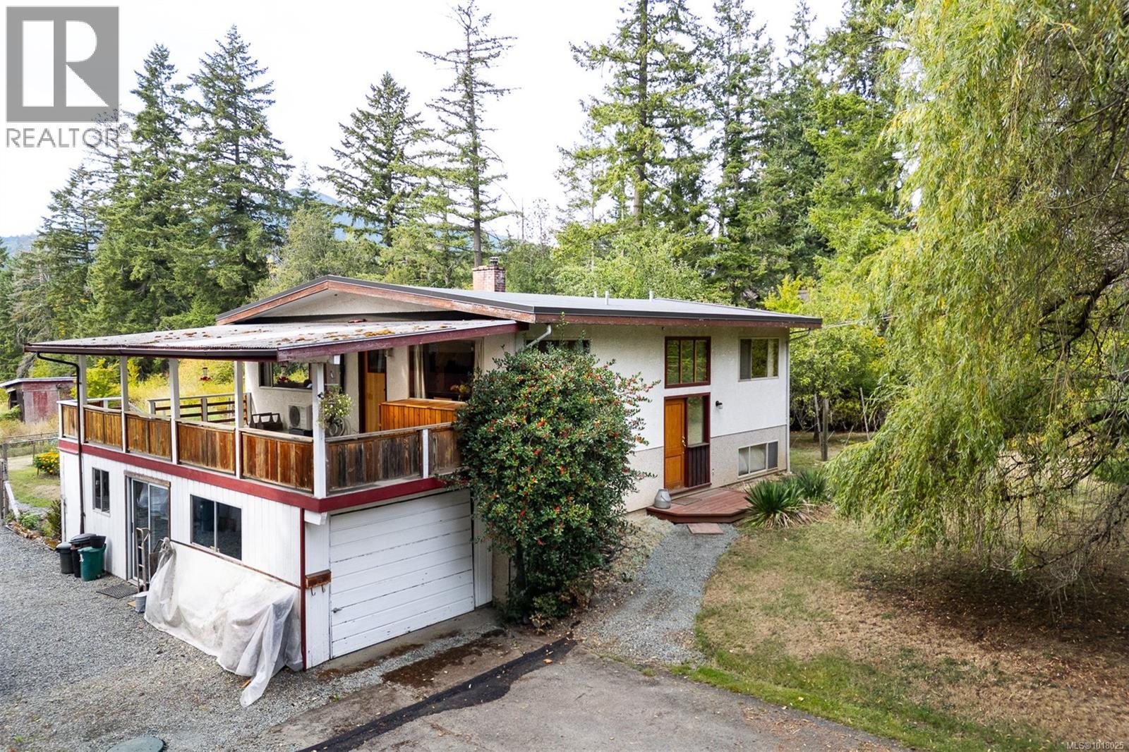 6686 Bell McKinnon Rd, Duncan