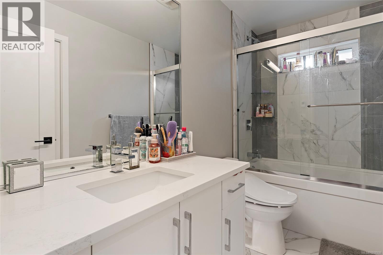  25 Tuzo Court, View Royal