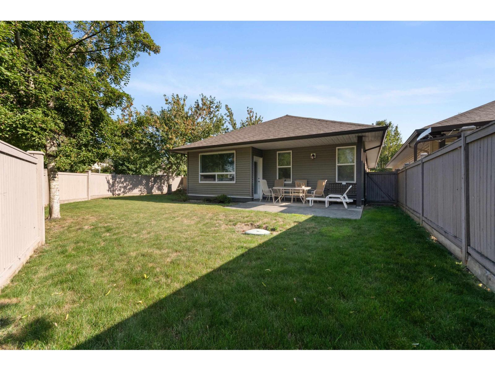 46364 BEDFORD PARKWAY, Sardis South, Chilliwack