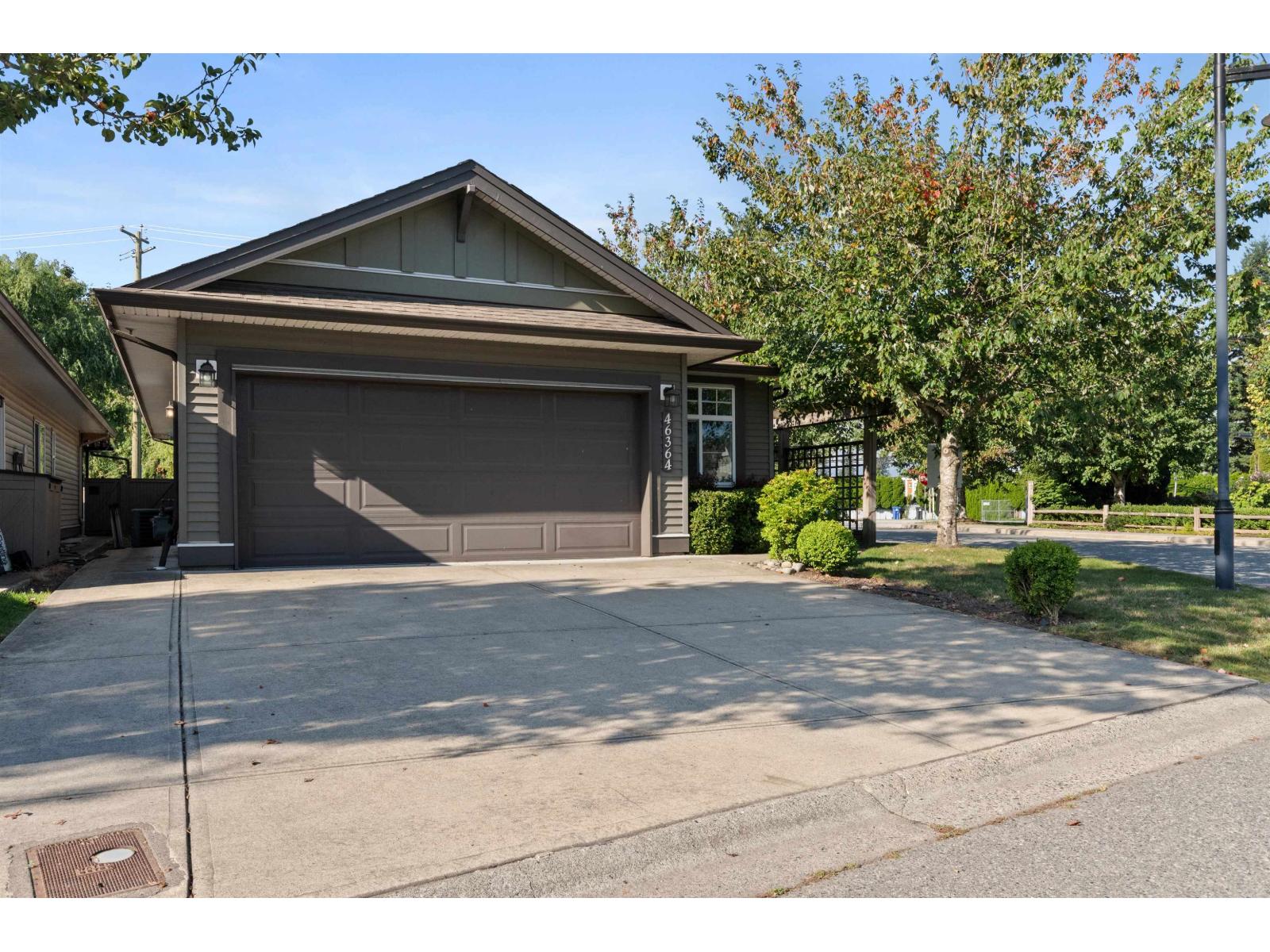 46364 BEDFORD PARKWAY, Sardis South, Chilliwack