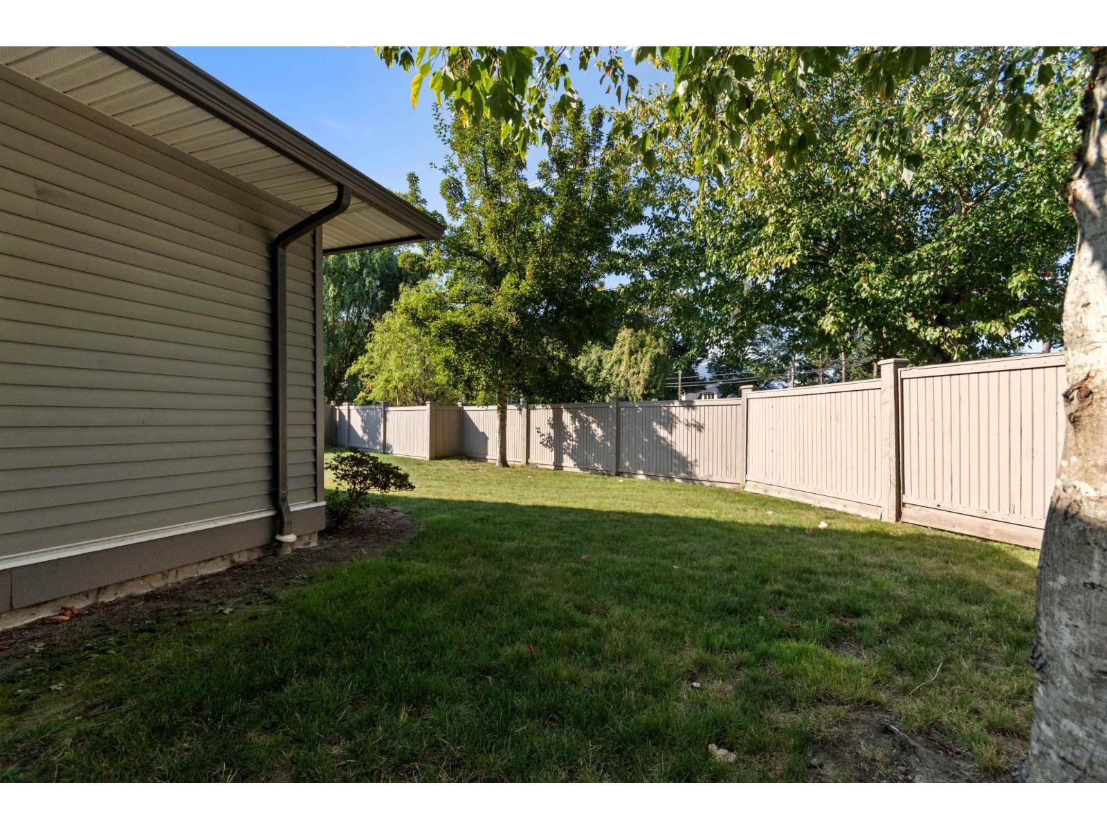 46364 BEDFORD PARKWAY, Sardis South, Chilliwack