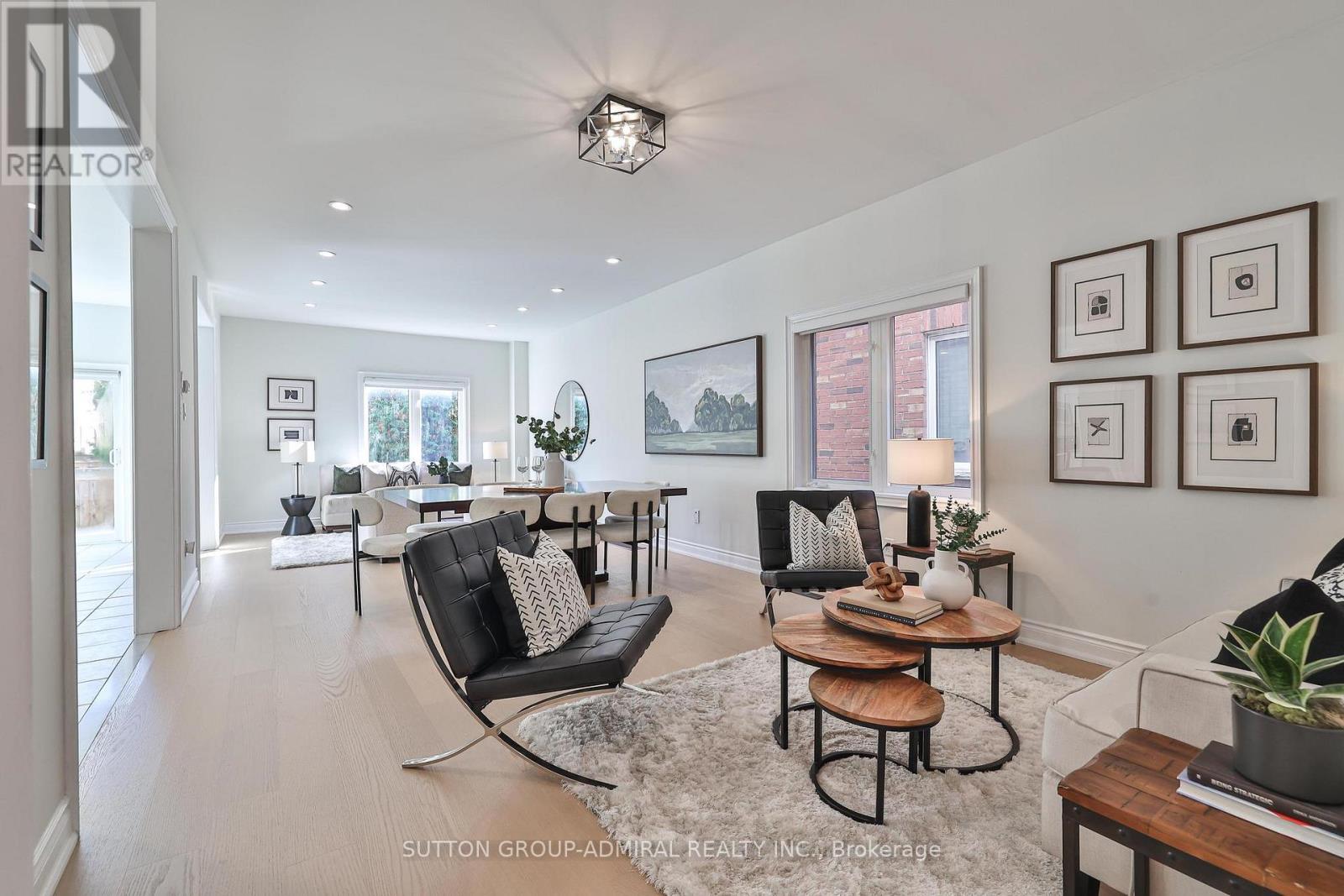 Single Family House for Sale in  APPLE BLOSSOM DRIVE Vaughan (Patterson) 