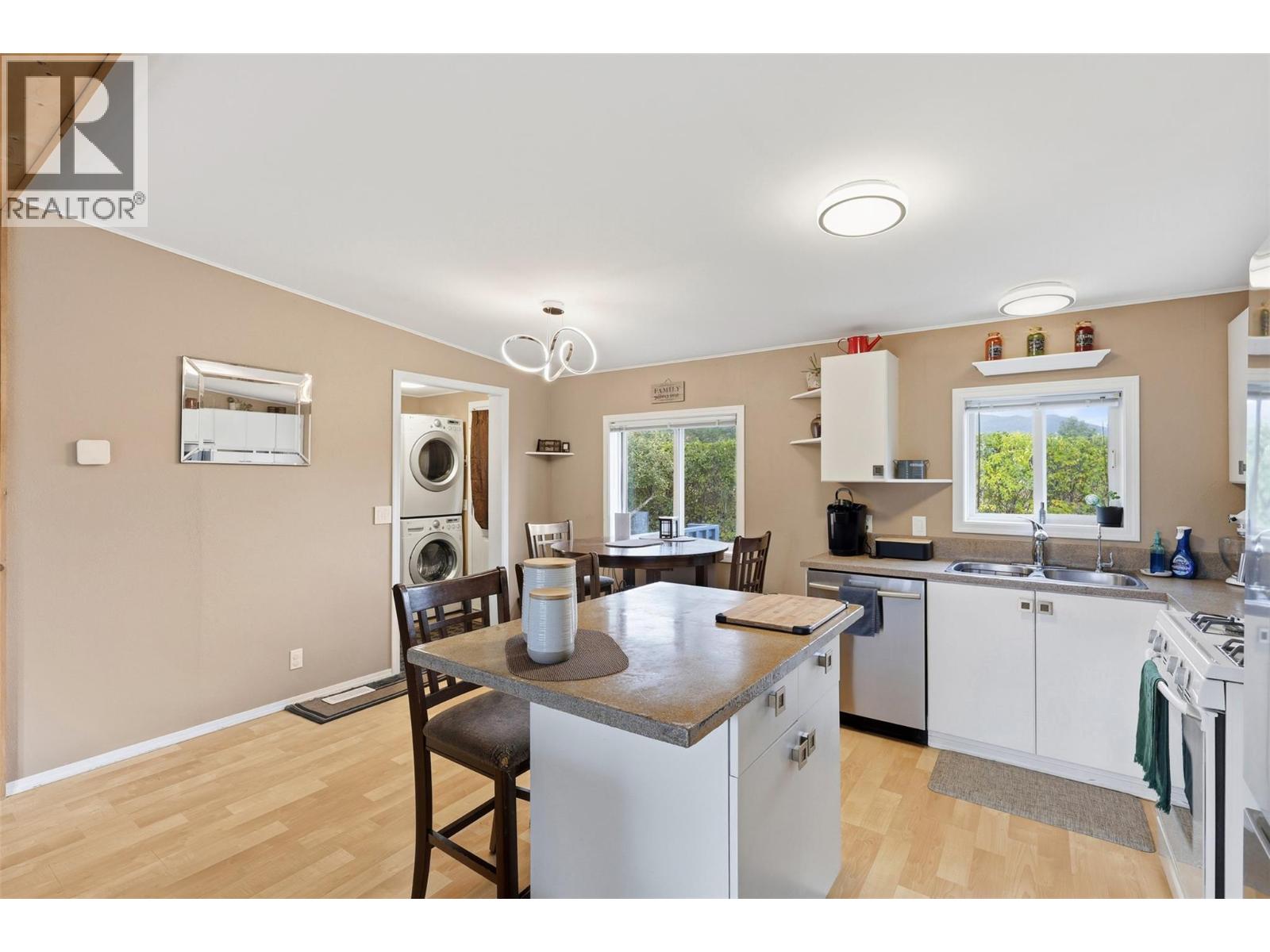 120 Zirnhelt Road, Kamloops